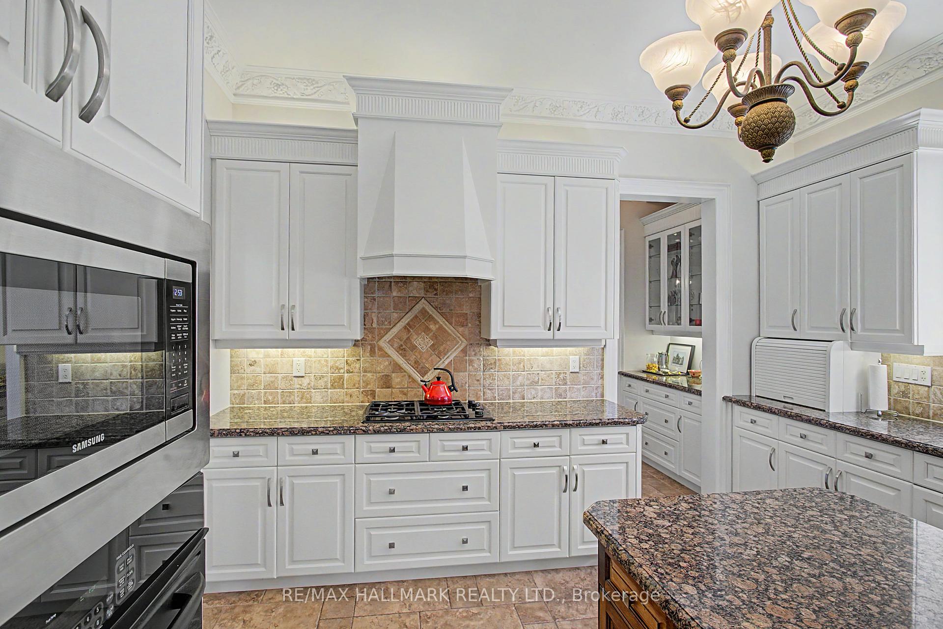 Photo 20 of 102 Duncan Road, Richmond Hill, Langstaff — HOMEH