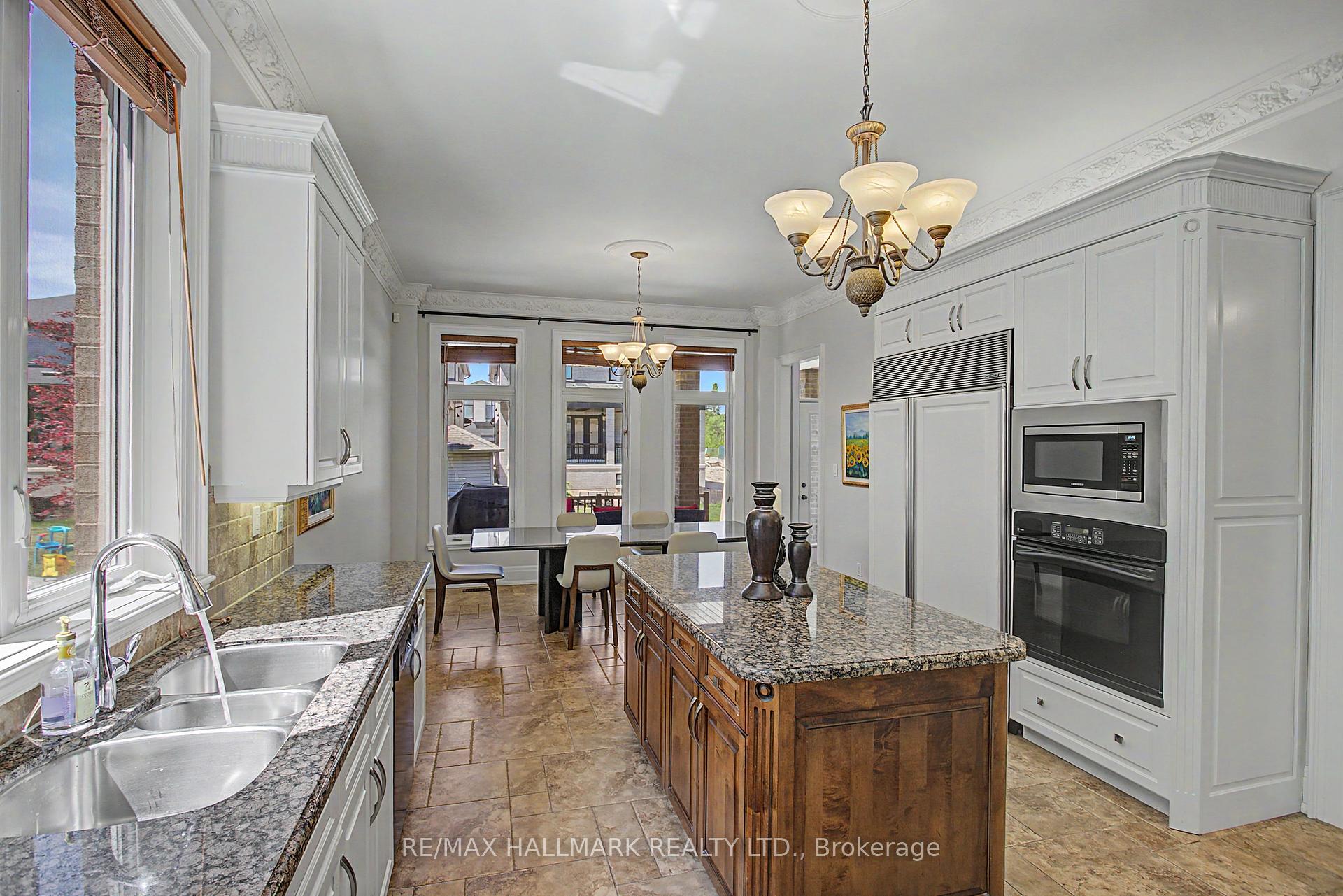 Photo 21 of 102 Duncan Road, Richmond Hill, Langstaff — HOMEH