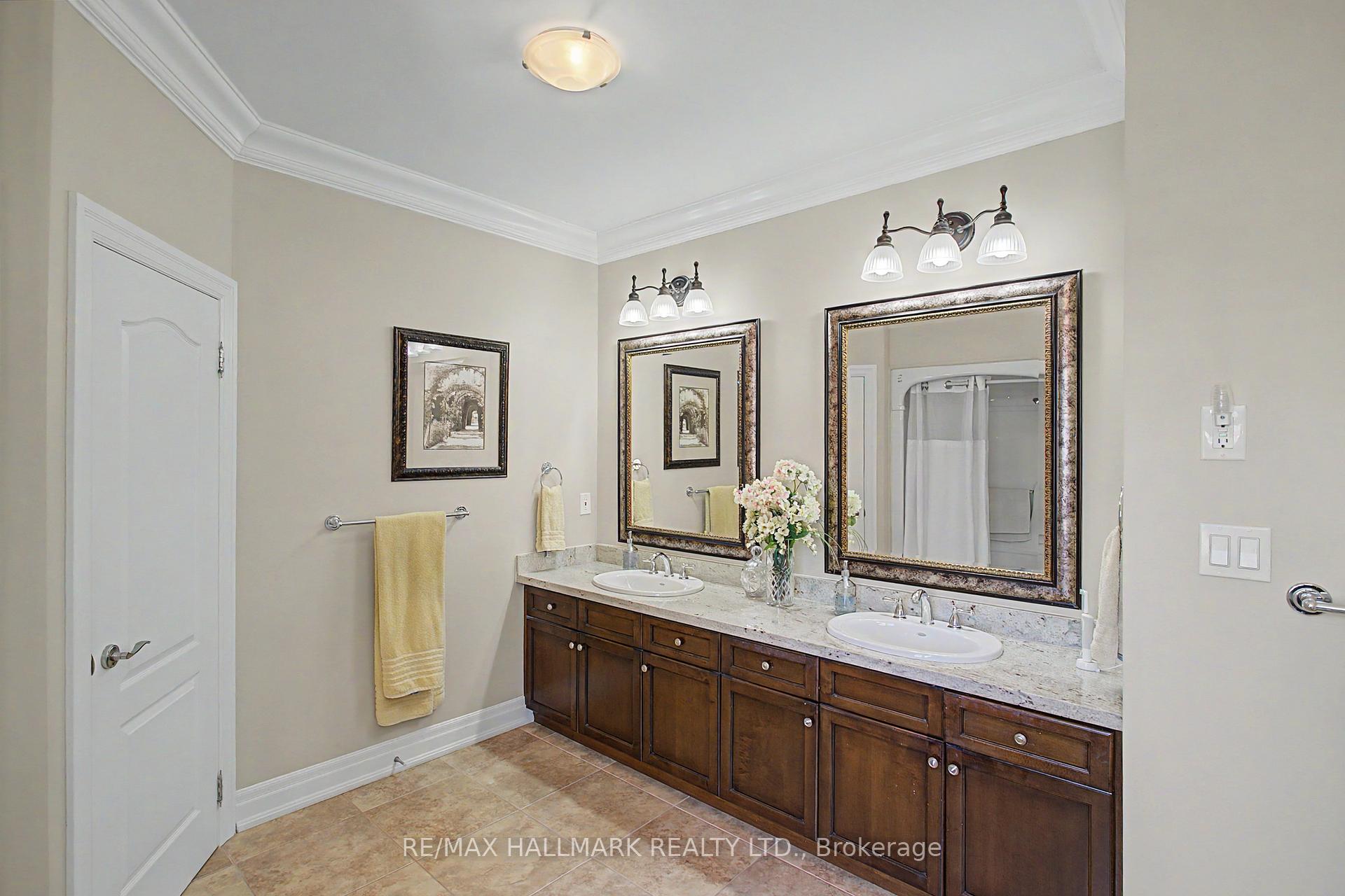 Photo 26 of 102 Duncan Road, Richmond Hill, Langstaff — HOMEH