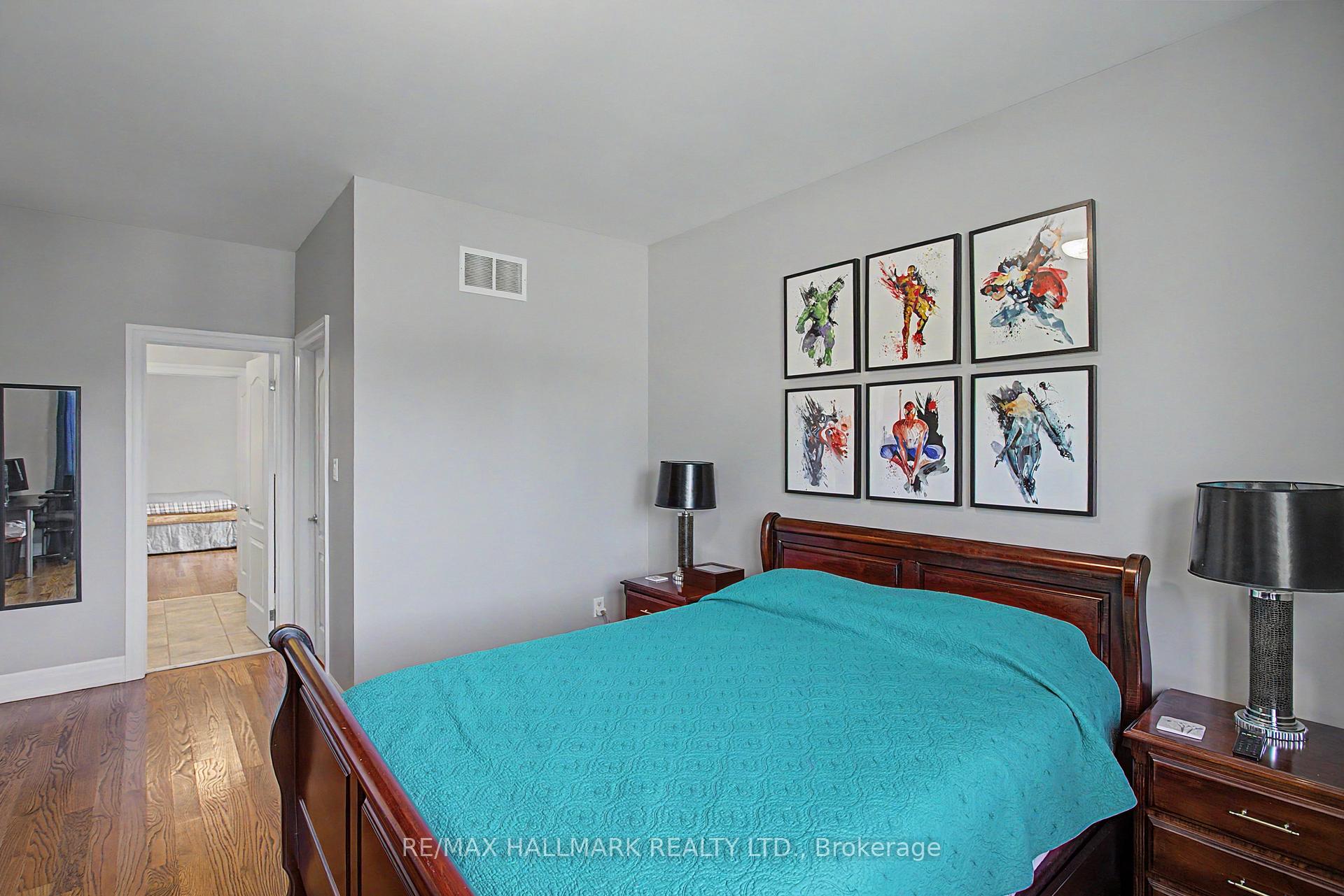 Photo 31 of 102 Duncan Road, Richmond Hill, Langstaff — HOMEH