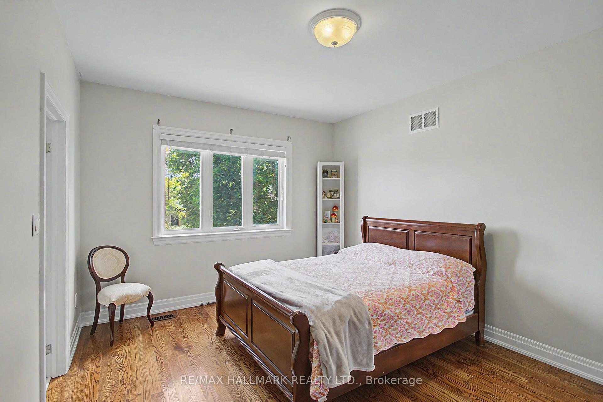 Photo 34 of 102 Duncan Road, Richmond Hill, Langstaff — HOMEH
