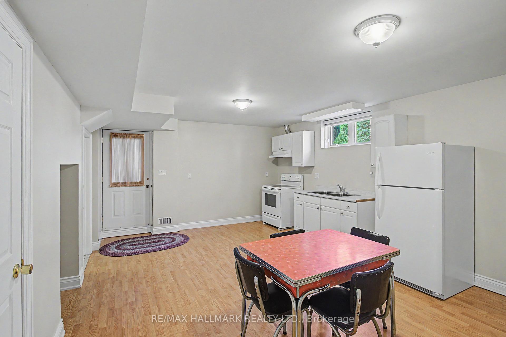 Photo 39 of 102 Duncan Road, Richmond Hill, Langstaff — HOMEH