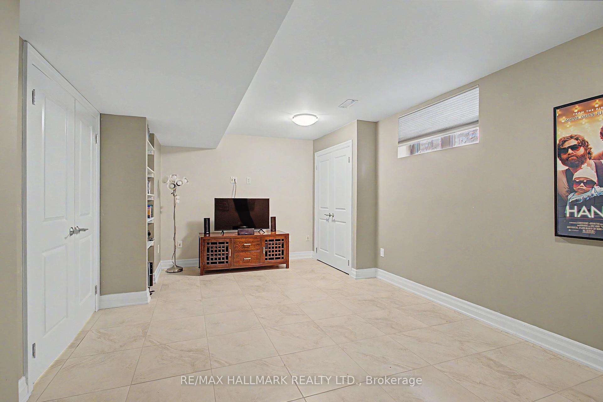 Photo 44 of 102 Duncan Road, Richmond Hill, Langstaff — HOMEH