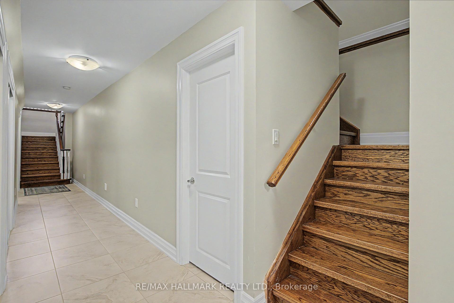 Photo 45 of 102 Duncan Road, Richmond Hill, Langstaff — HOMEH