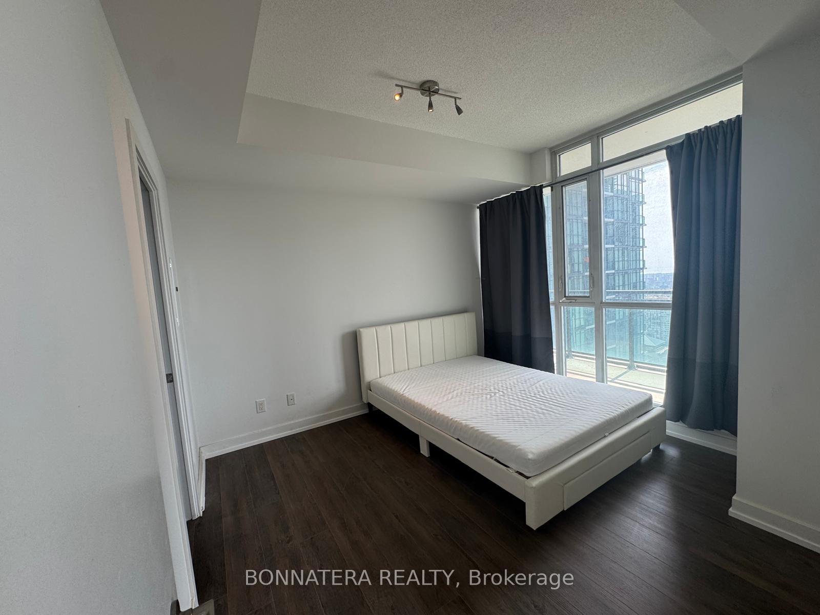 Photo 14 of Unit 3503, 4099 Brickstone Mews, Mississauga, City Centre — HOMEH