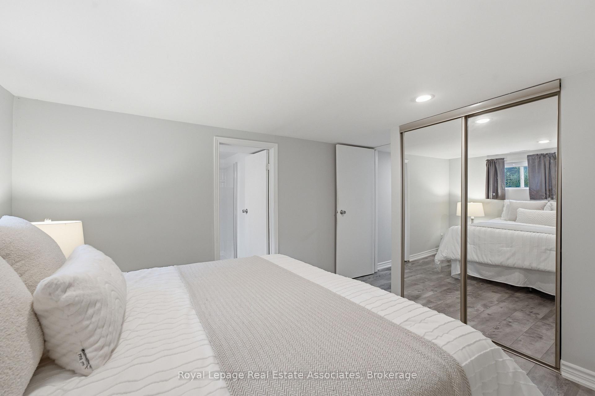 Photo 27 of 64 Eaglewood Boulevard, Mississauga, Mineola — HOMEH