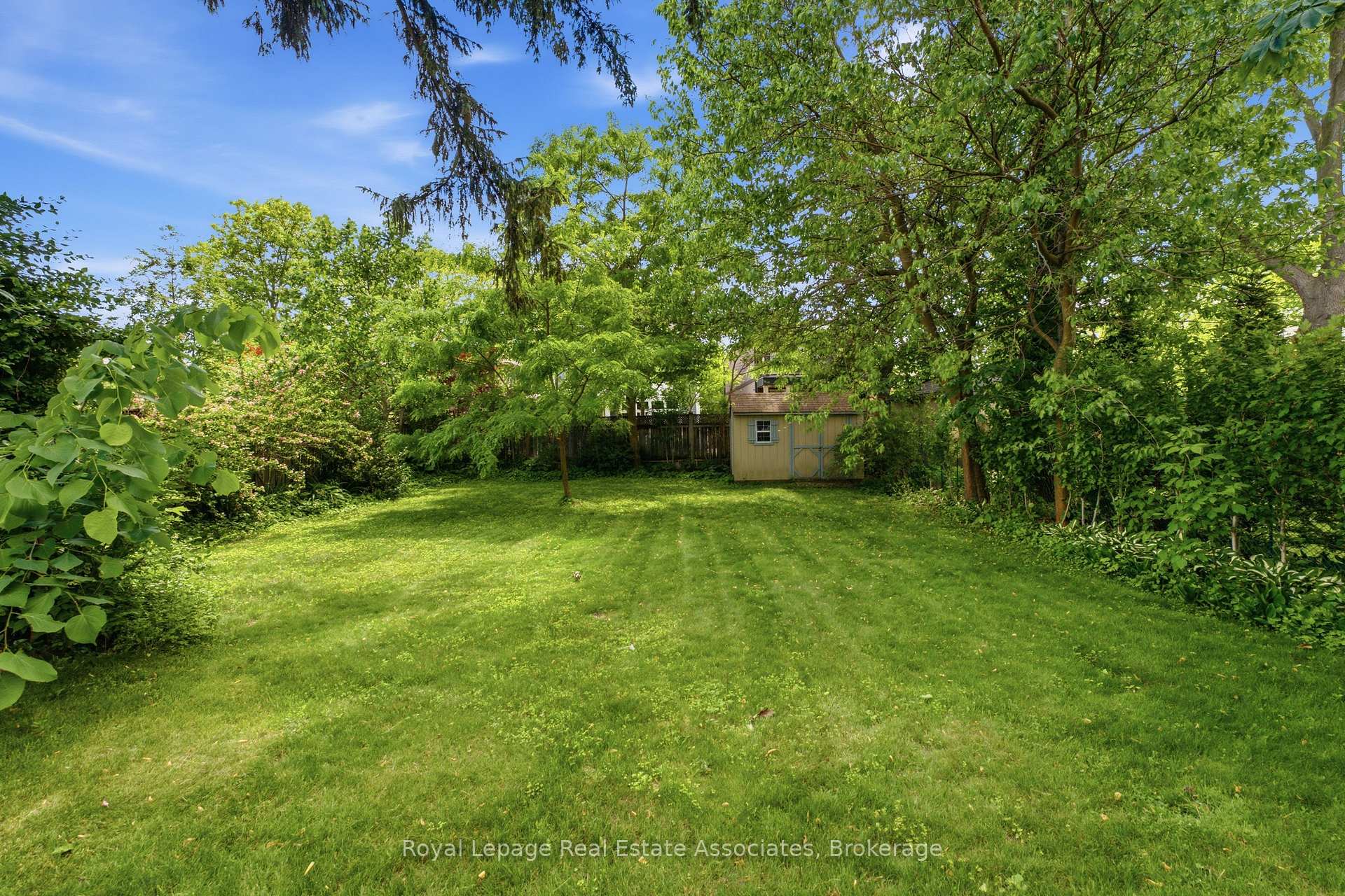 Photo 34 of 64 Eaglewood Boulevard, Mississauga, Mineola — HOMEH