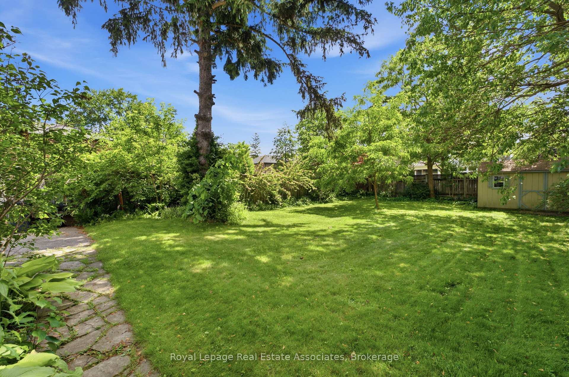 Photo 36 of 64 Eaglewood Boulevard, Mississauga, Mineola — HOMEH