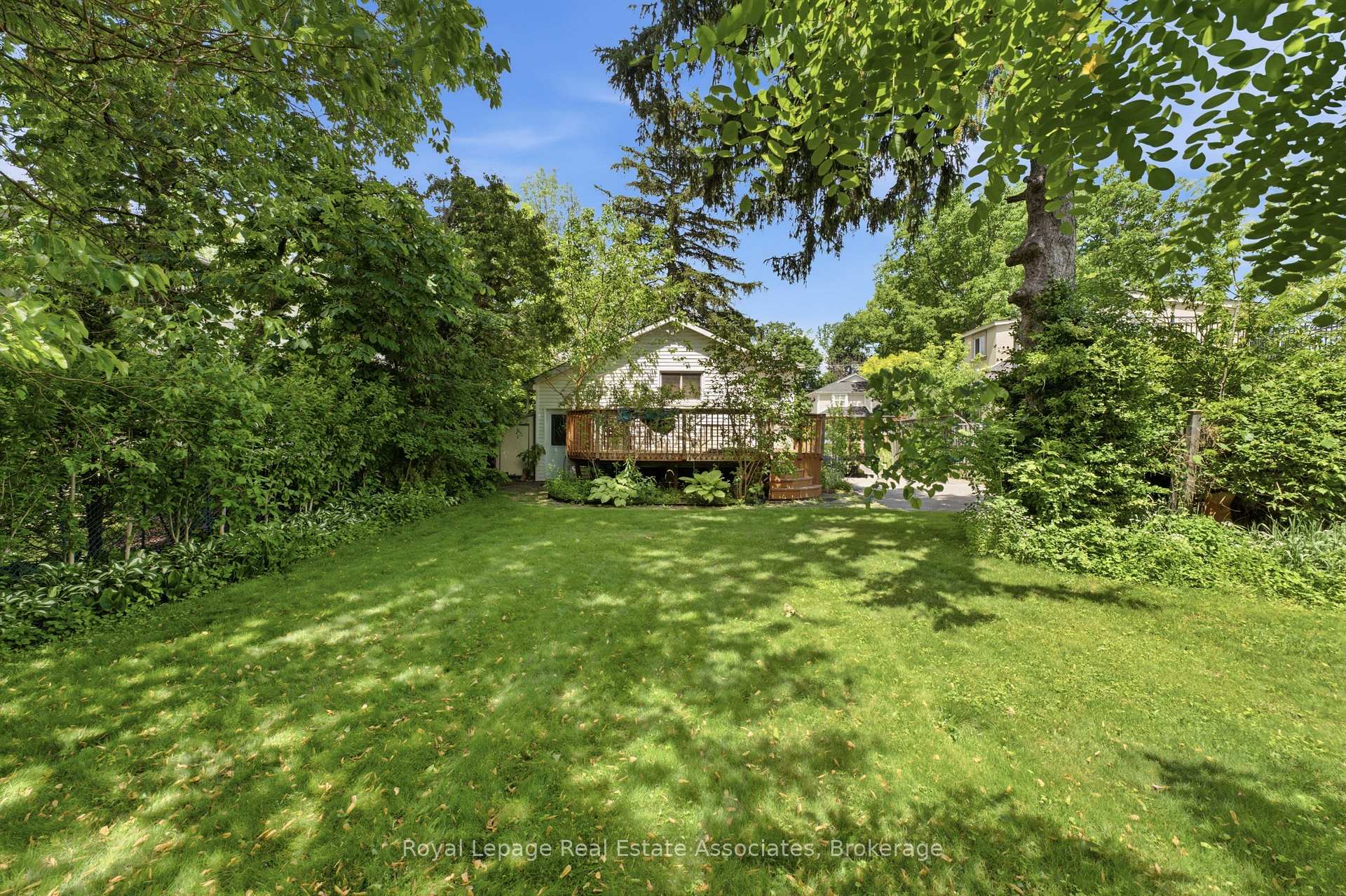 Photo 37 of 64 Eaglewood Boulevard, Mississauga, Mineola — HOMEH