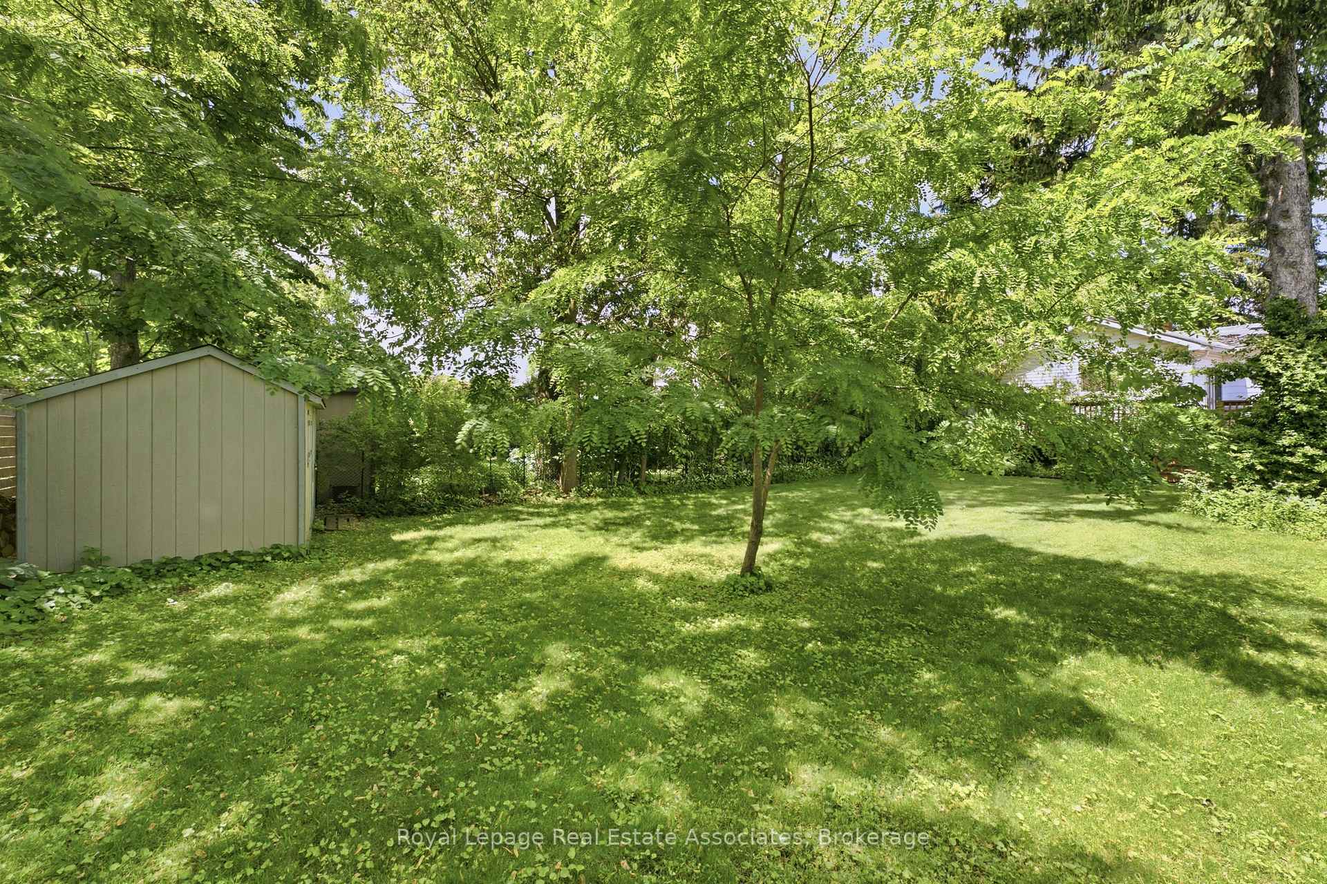 Photo 38 of 64 Eaglewood Boulevard, Mississauga, Mineola — HOMEH