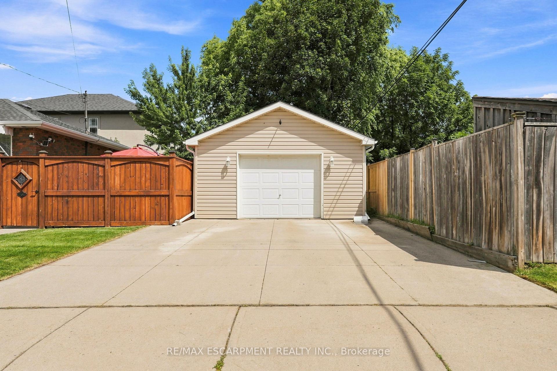 Photo 37 of 3 Mitchell Avenue, Hamilton, Balfour — HOMEH