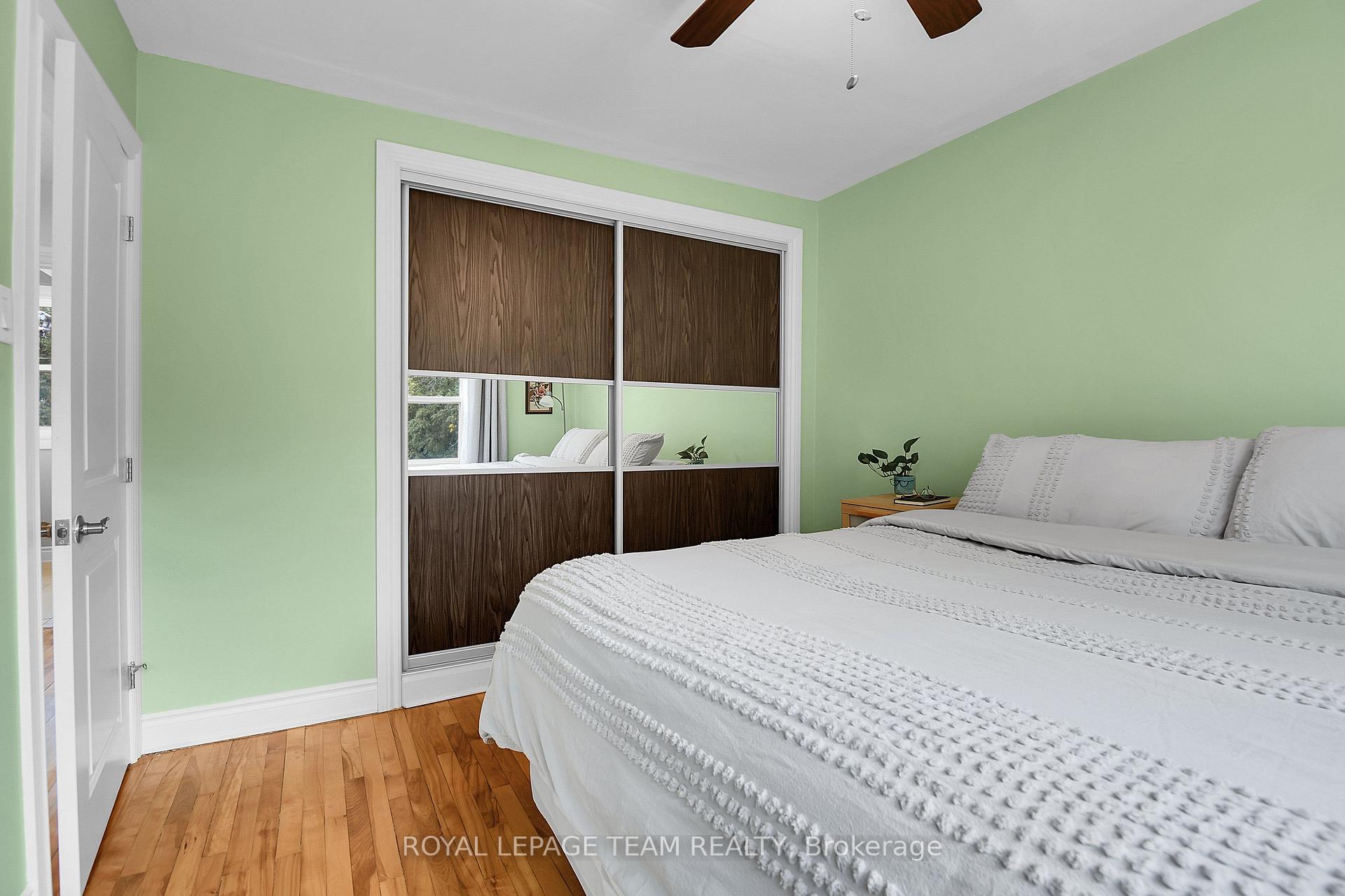 Photo 18 of 1248 Summerville Avenue, Ottawa, Carlington — HOMEH