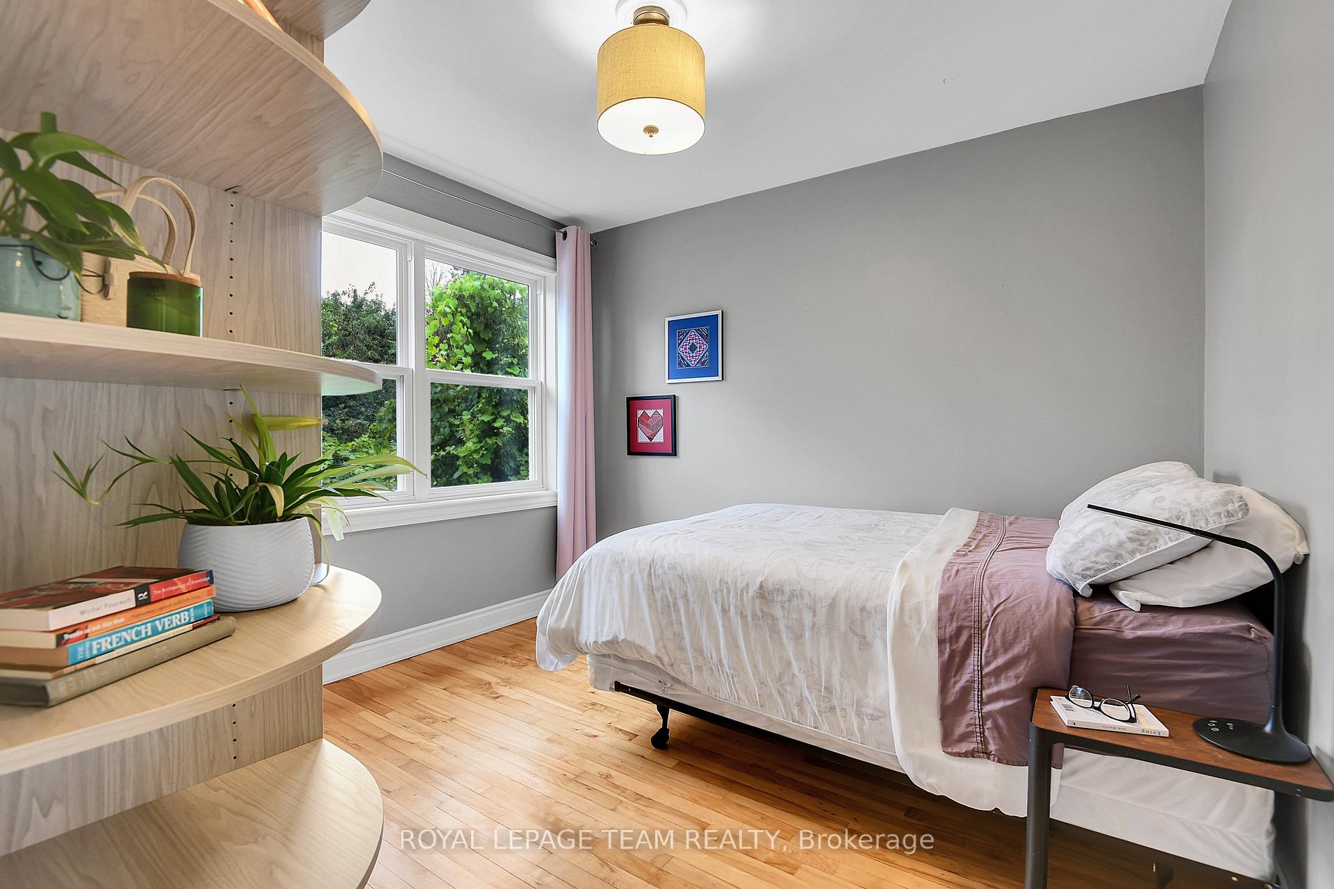 Photo 21 of 1248 Summerville Avenue, Ottawa, Carlington — HOMEH