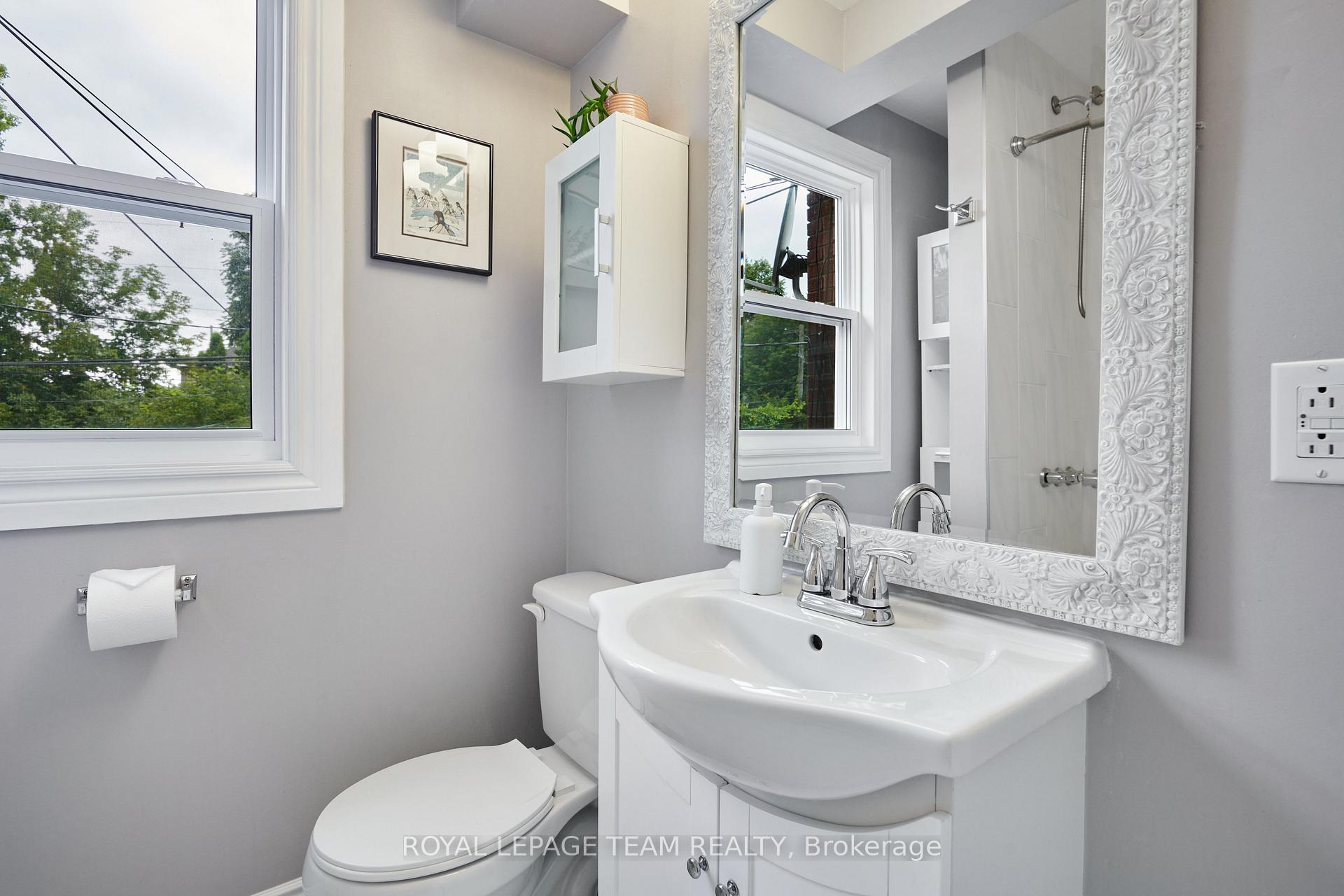 Photo 24 of 1248 Summerville Avenue, Ottawa, Carlington — HOMEH
