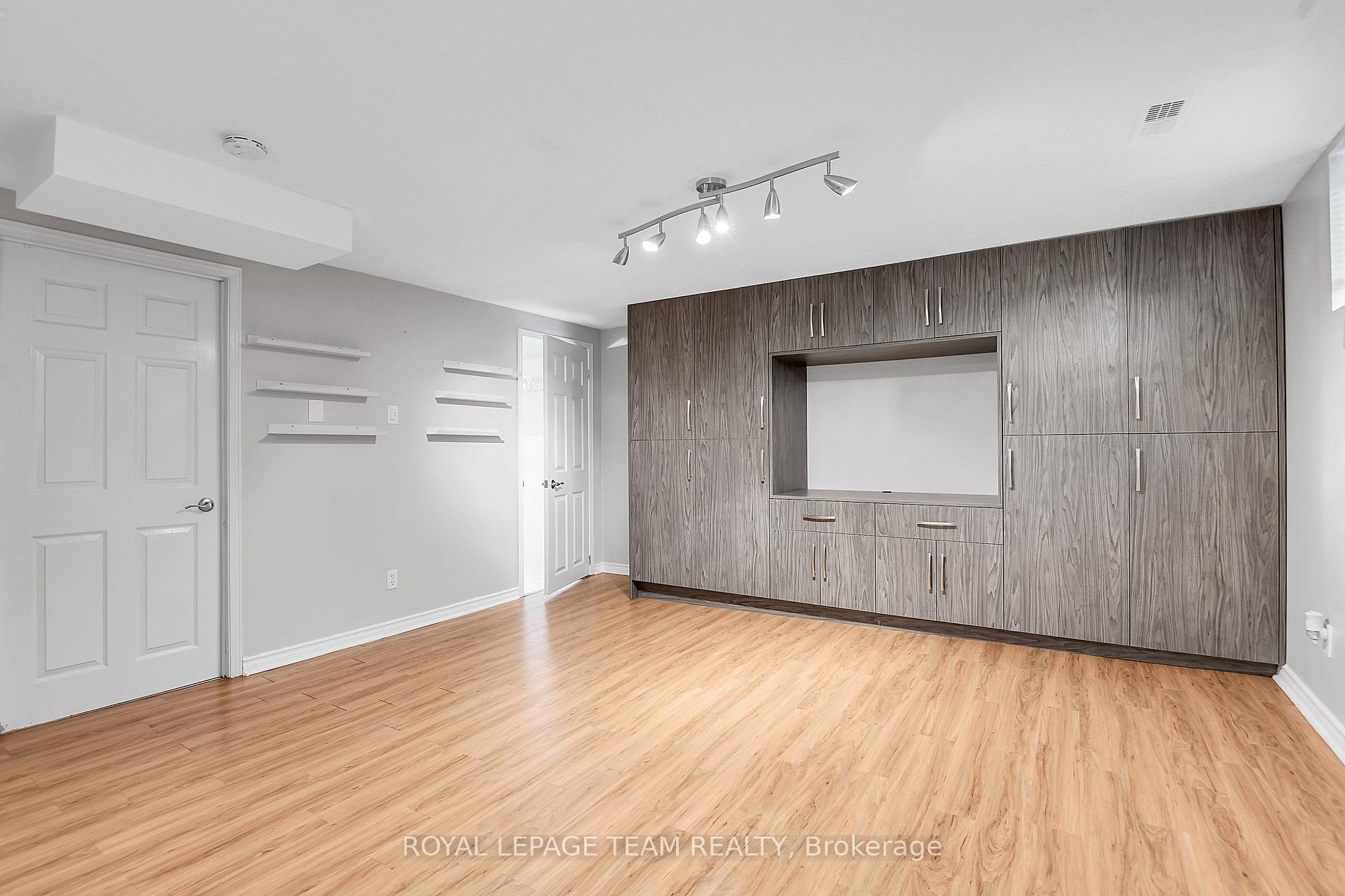 Photo 25 of 1248 Summerville Avenue, Ottawa, Carlington — HOMEH