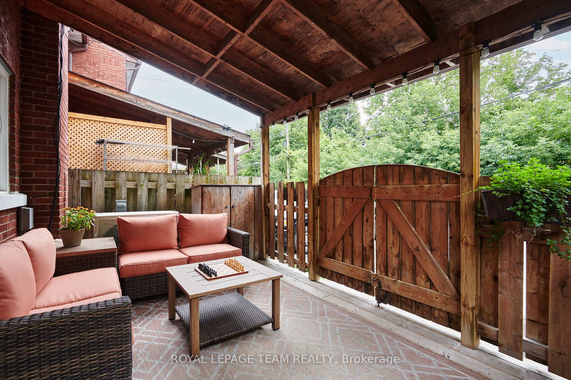 Photo 29 of 1248 Summerville Avenue, Ottawa, Carlington — HOMEH