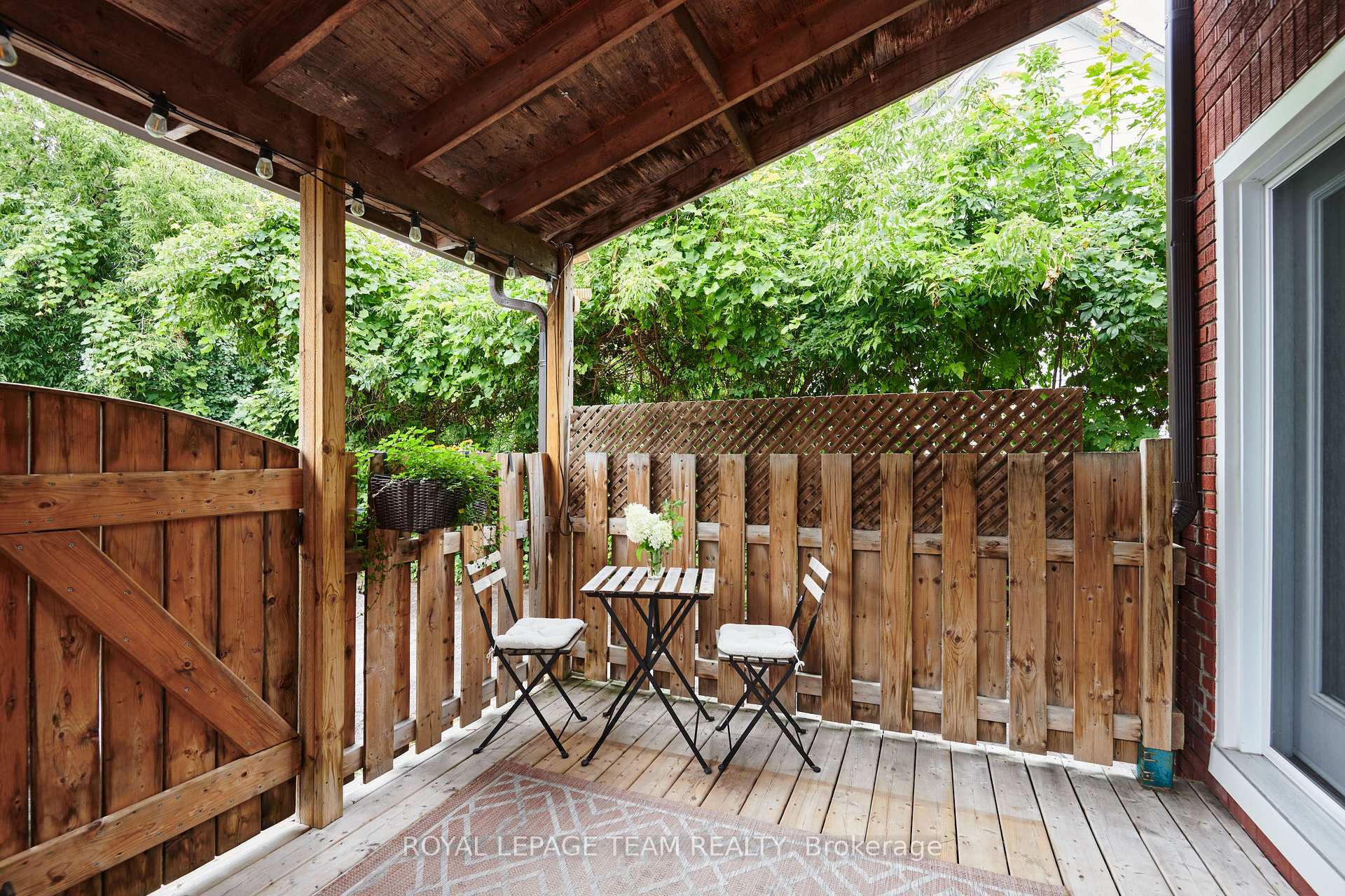 Photo 31 of 1248 Summerville Avenue, Ottawa, Carlington — HOMEH