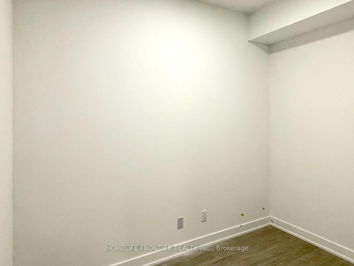 Photo 9 of Unit 415, 8188 Yonge Street, Vaughan, Uplands — HOMEH