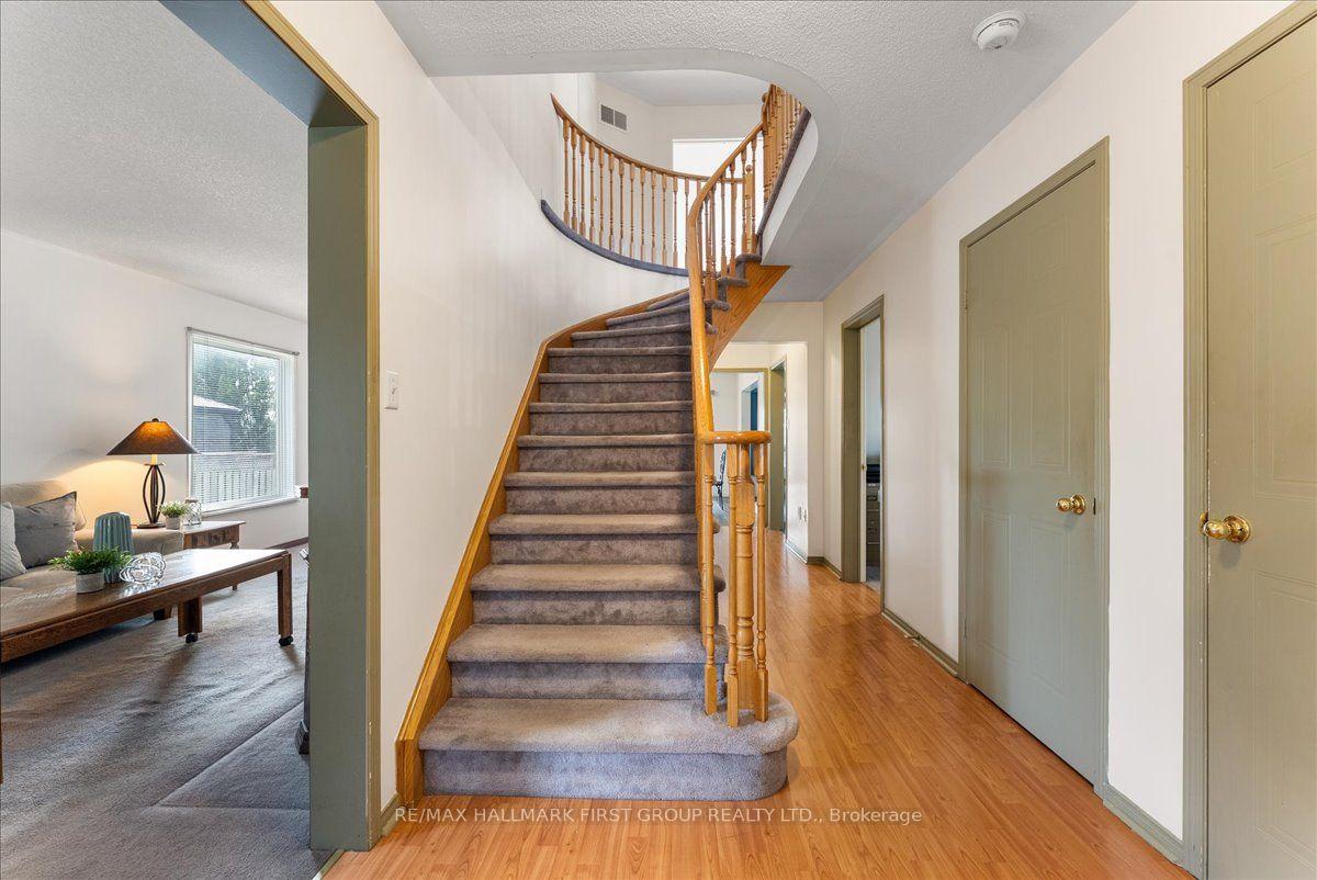 Photo 35 of 989 Deer Valley Drive, Oshawa, Northglen — HOMEH