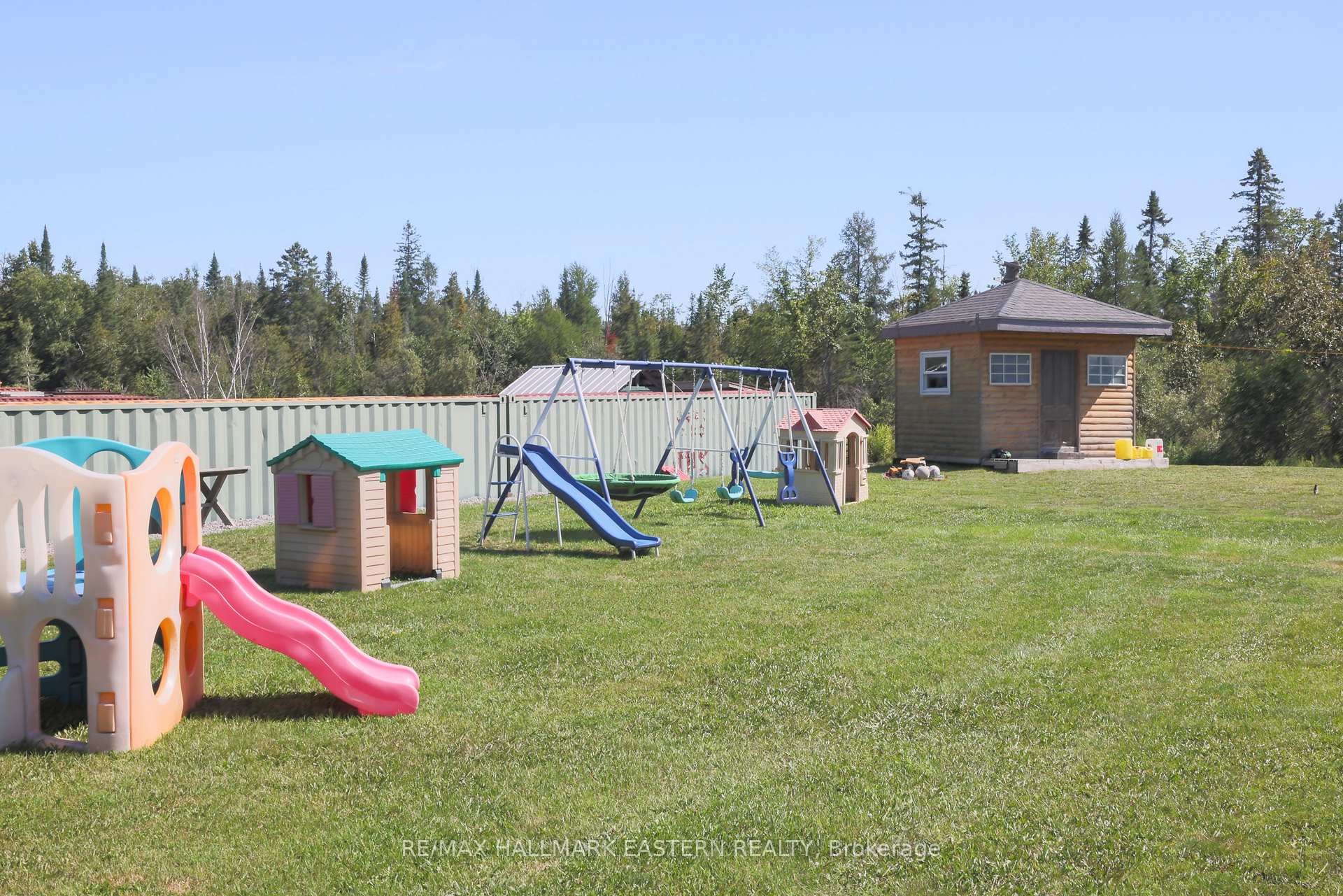 Photo 21 of 1738 8th Line, Selwyn — HOMEH