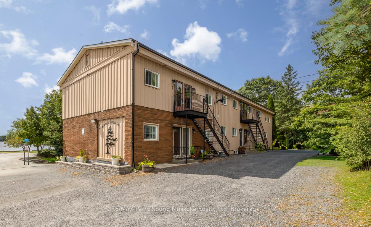 Photo 2 of Unit 4, 21 Prospect Street, Parry Sound — HOMEH