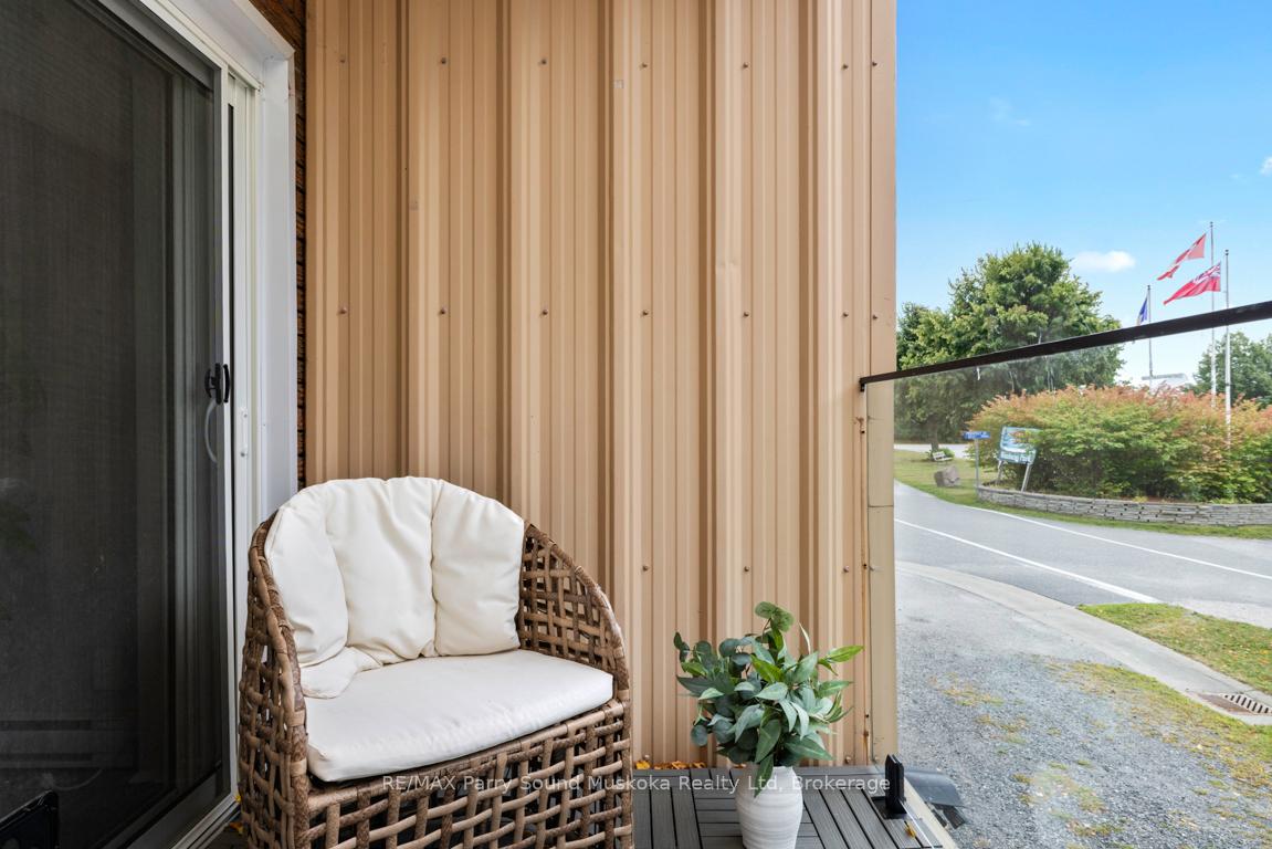 Photo 7 of Unit 4, 21 Prospect Street, Parry Sound — HOMEH
