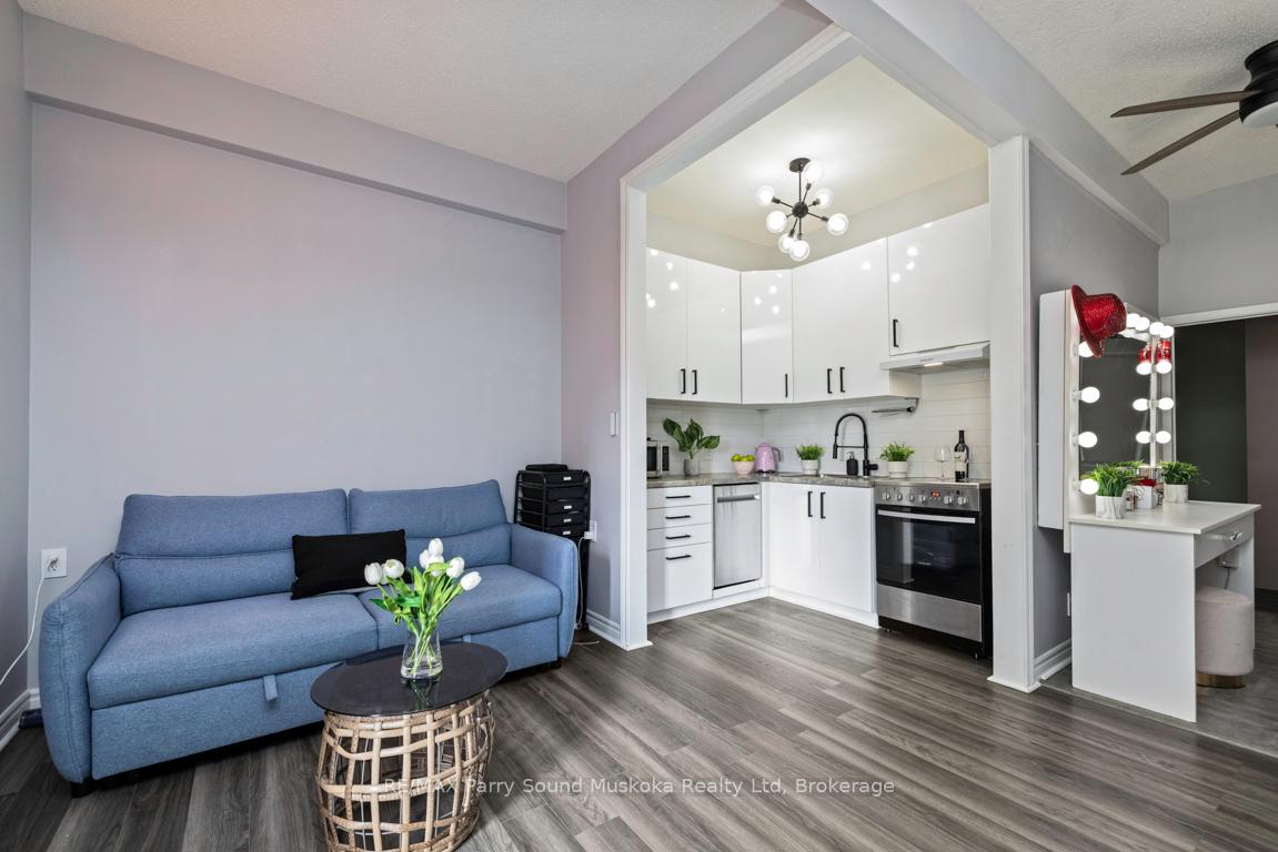 Photo 10 of Unit 4, 21 Prospect Street, Parry Sound — HOMEH