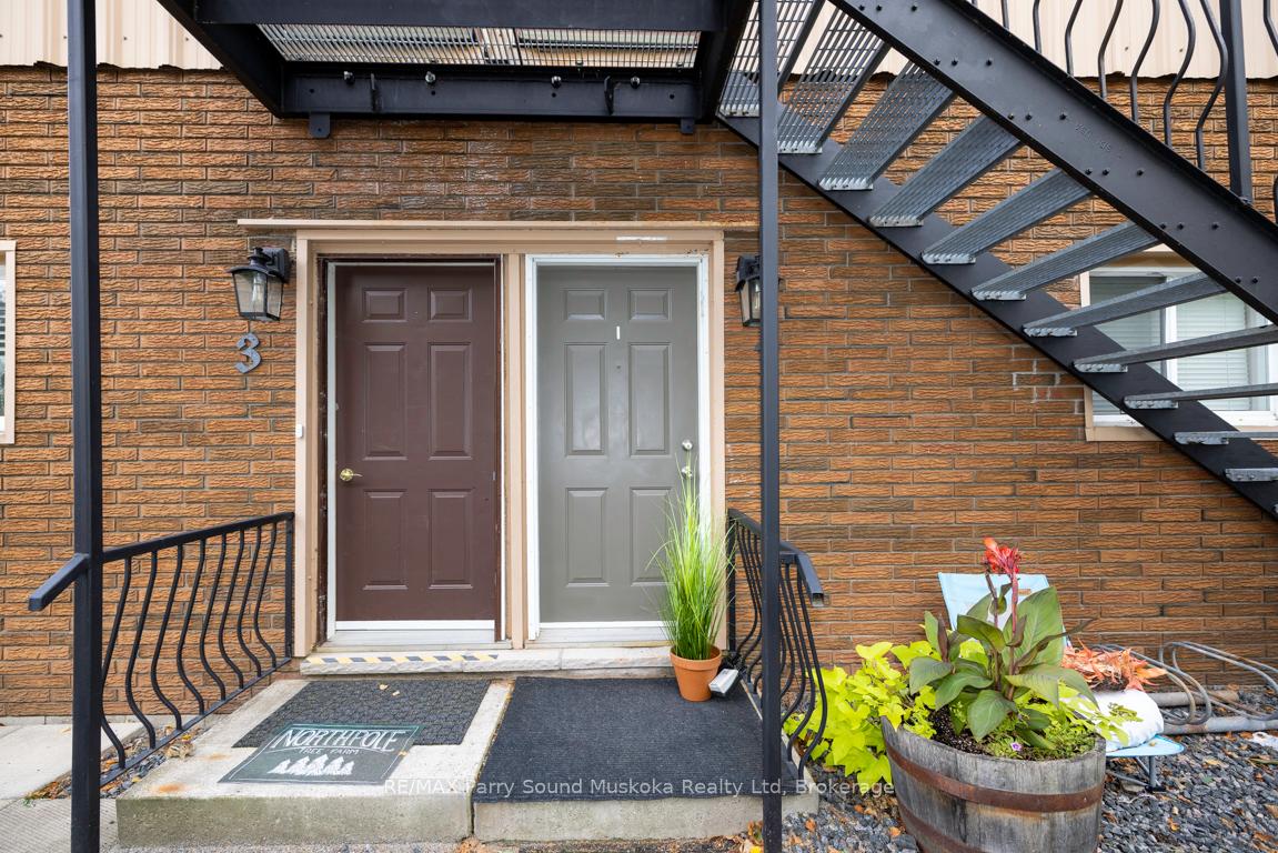 Photo 20 of Unit 4, 21 Prospect Street, Parry Sound — HOMEH