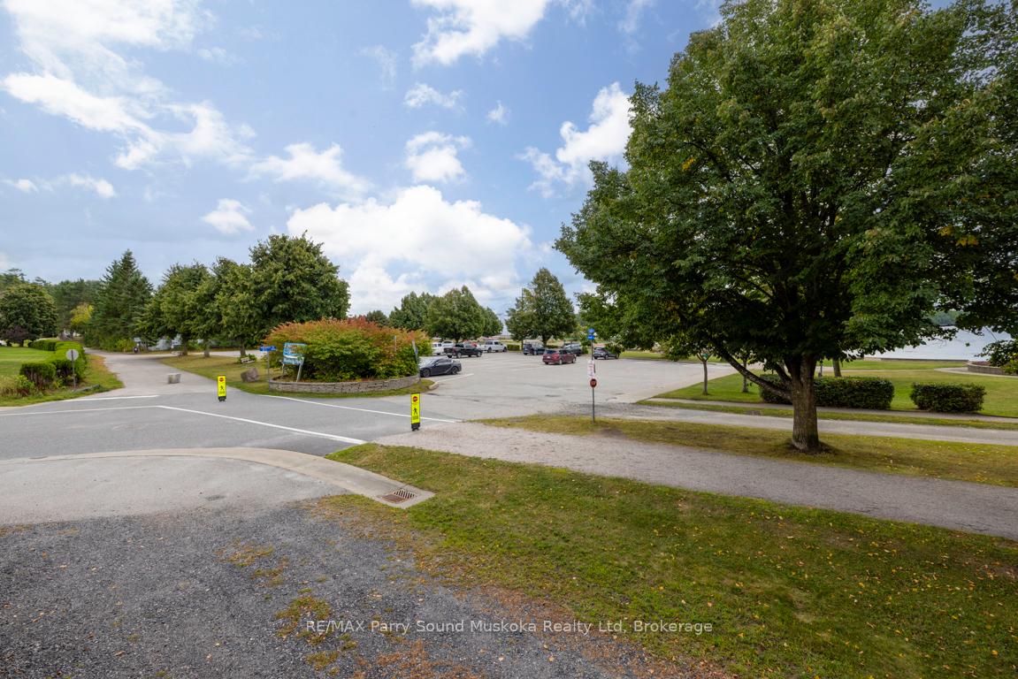 Photo 22 of Unit 4, 21 Prospect Street, Parry Sound — HOMEH