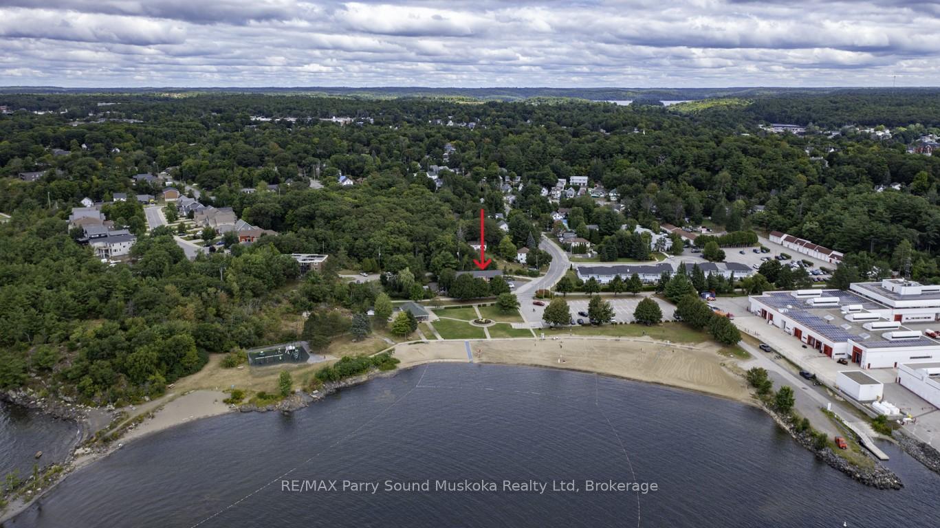 Photo 31 of Unit 4, 21 Prospect Street, Parry Sound — HOMEH