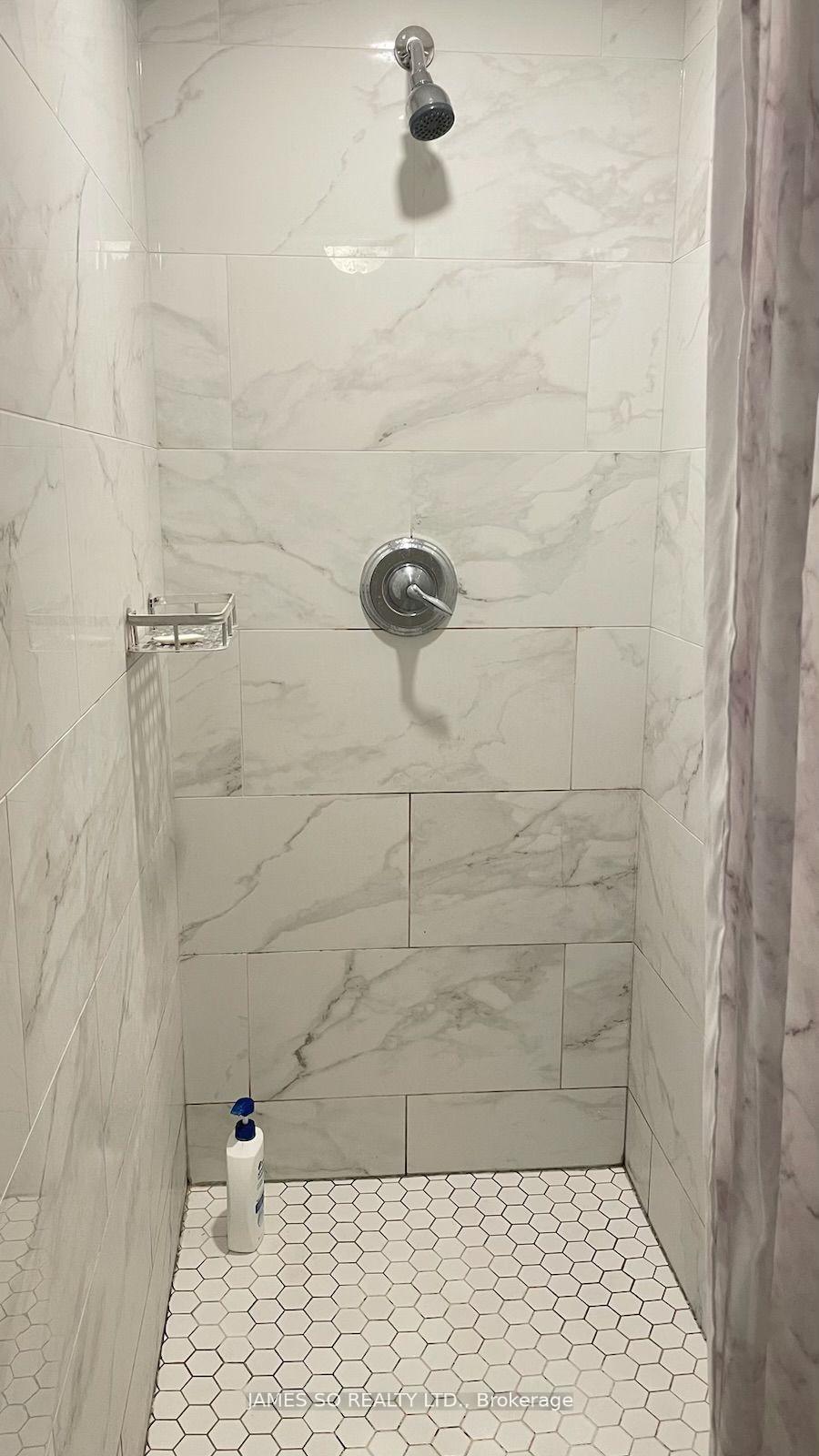 Photo 11 of Unit Lower, 73 Ashdale Avenue, Toronto, Greenwood-Coxwell — HOMEH
