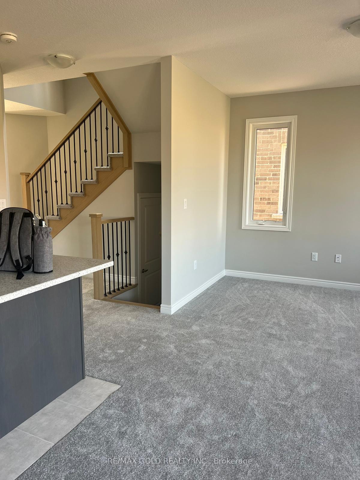 Photo 15 of 83 Pinot Crescent, Hamilton, Fruitland — HOMEH