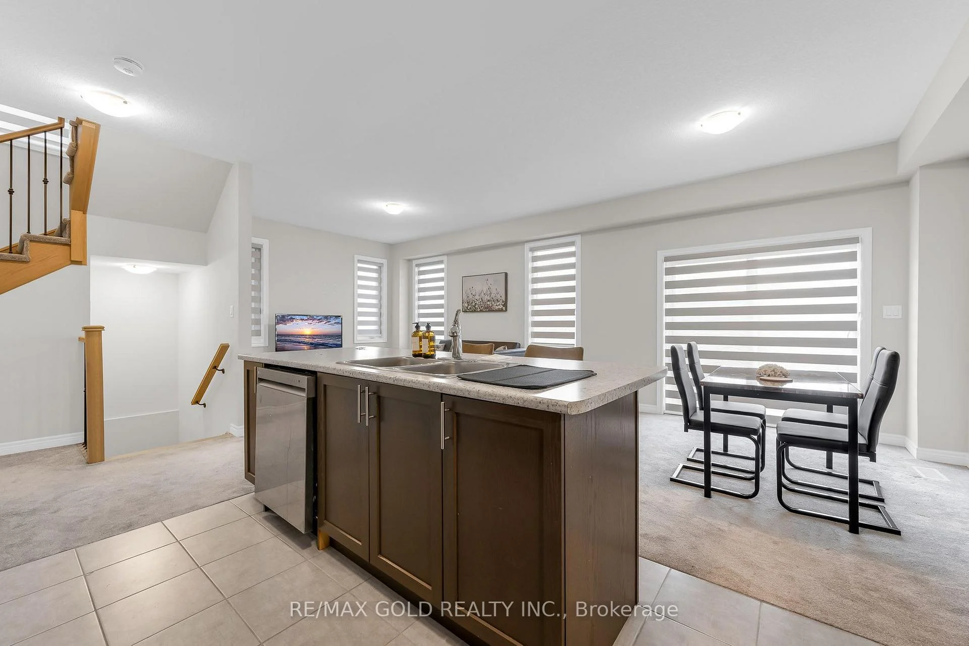 Photo 18 of 83 Pinot Crescent, Hamilton, Fruitland — HOMEH