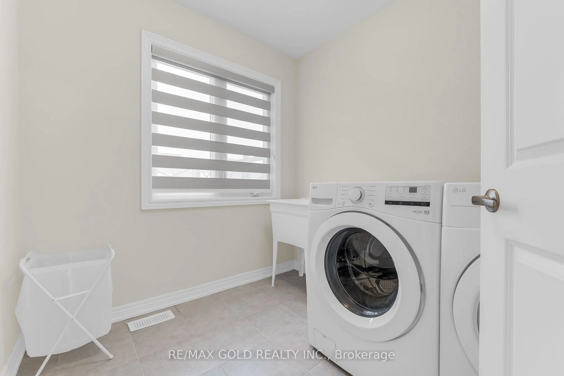 Photo 30 of 83 Pinot Crescent, Hamilton, Fruitland — HOMEH