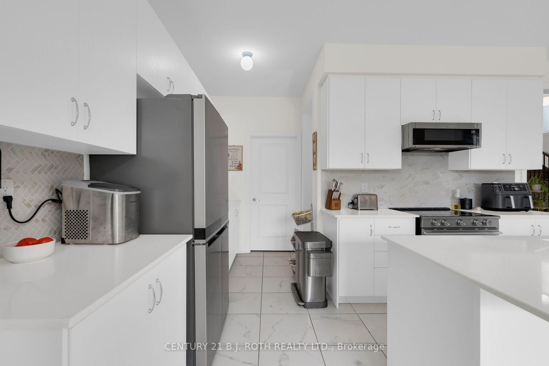 Photo 8 of 96 Nottingham Road, Barrie, Rural Barrie Southeast — HOMEH