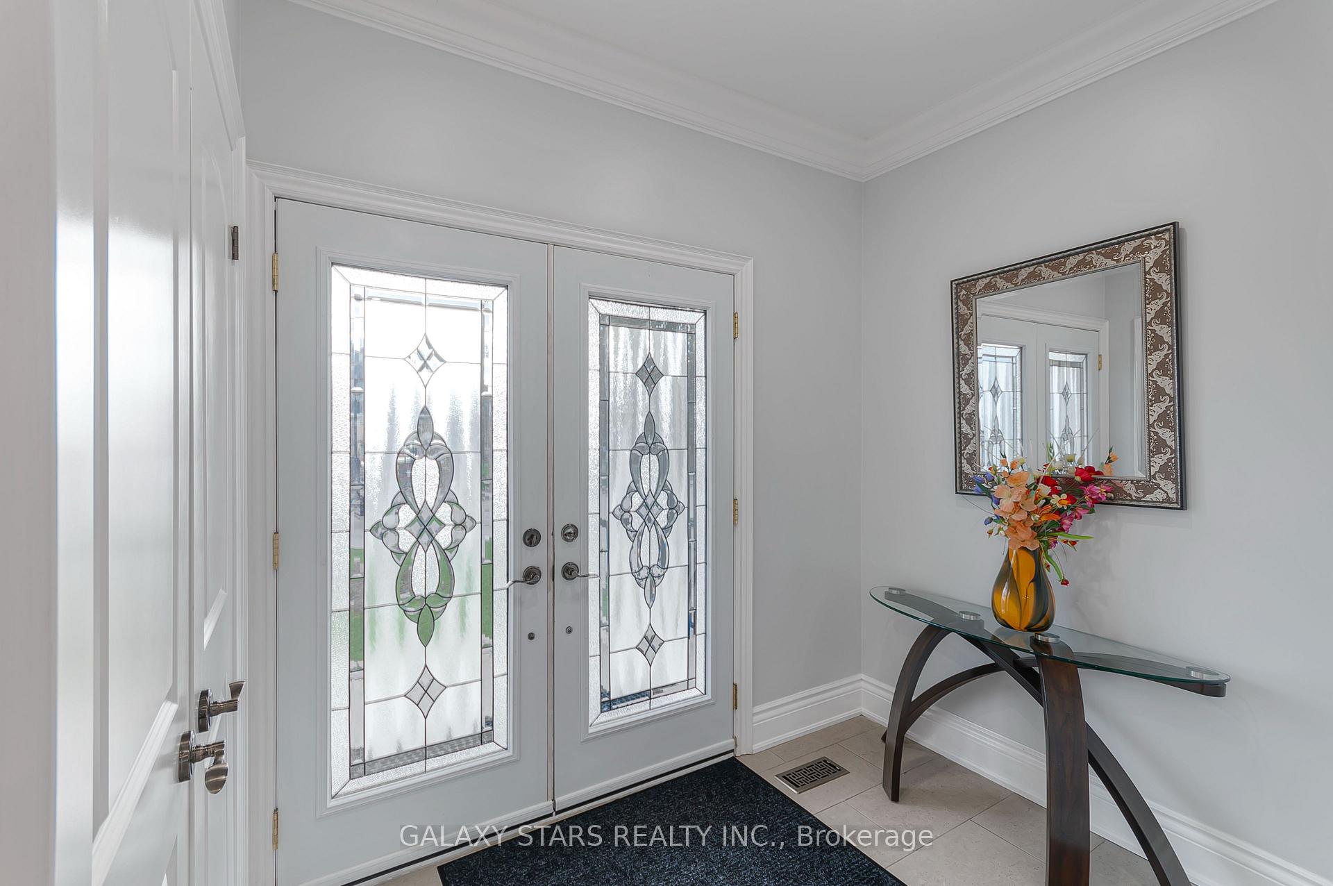 Photo 3 of 1815 Woodview Avenue, Pickering, Highbush — HOMEH
