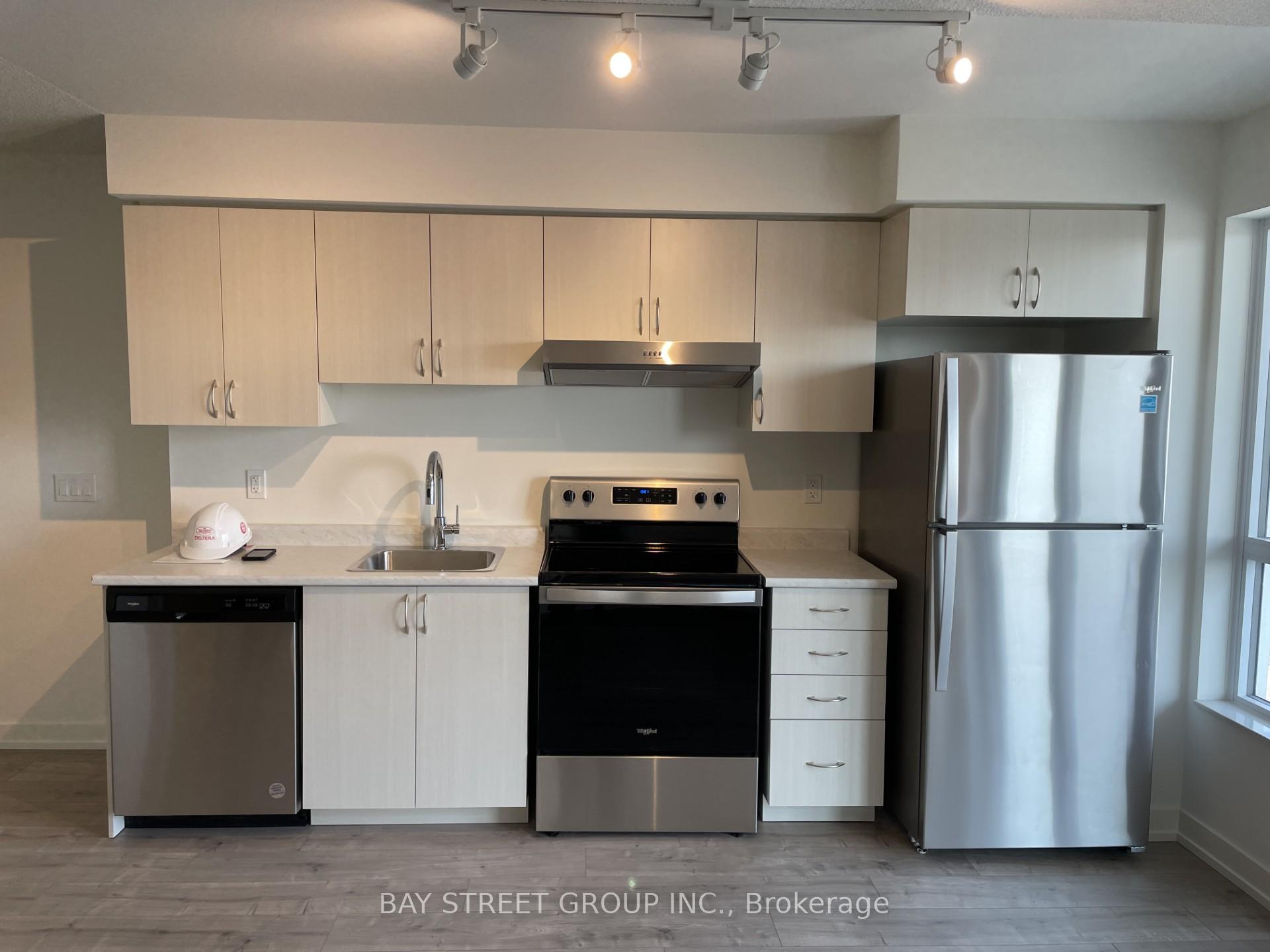 Photo 3 of Unit 809, 10 Wilby Crescent, North York, Weston — HOMEH