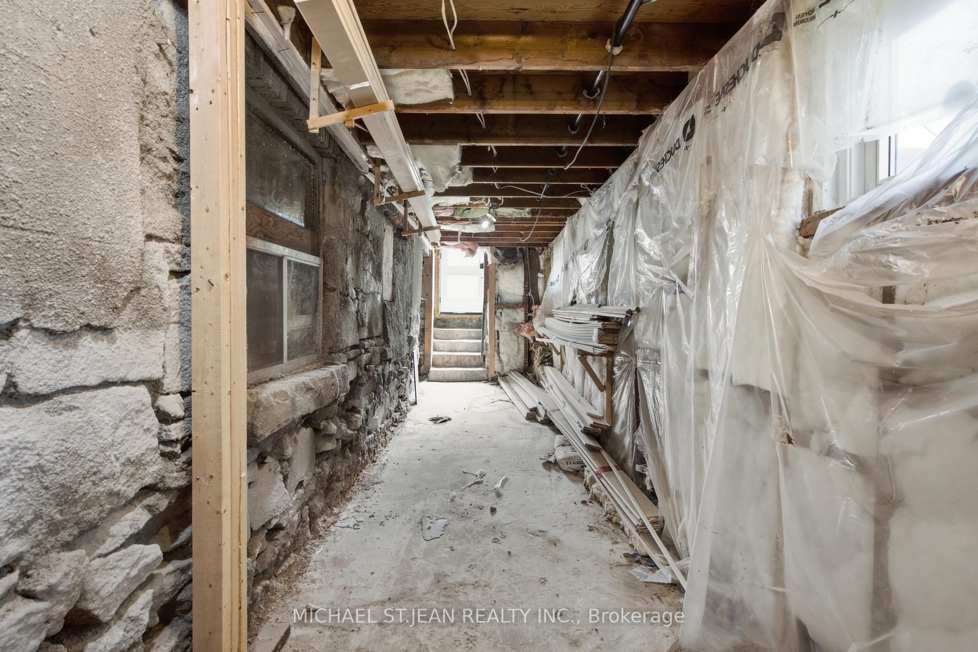Photo 38 of 19 Grove Street, Hamilton, Corktown — HOMEH
