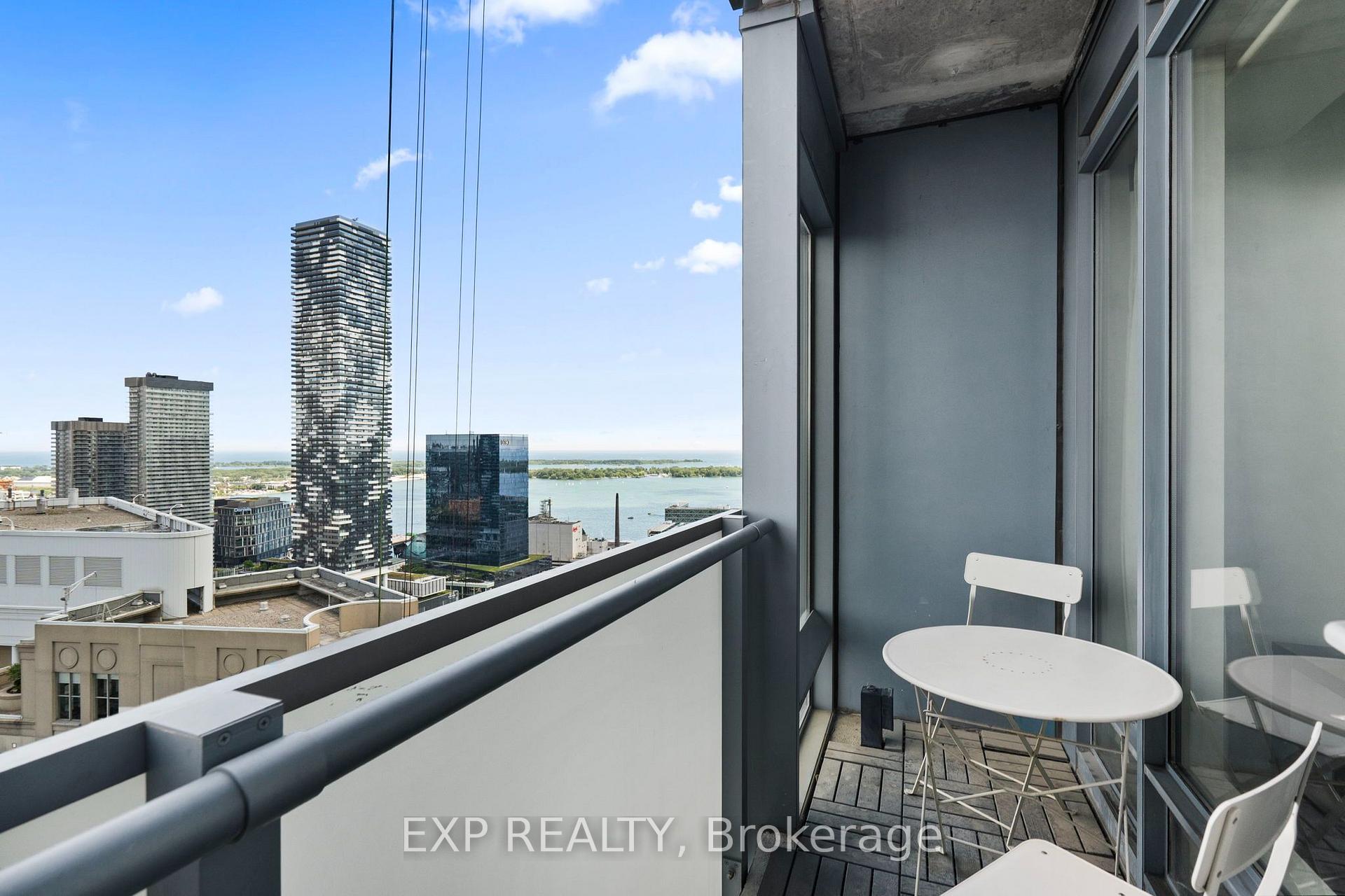 Photo 4 of Unit 3510, 8 The Esplanade, Toronto, Waterfront Communities — HOMEH