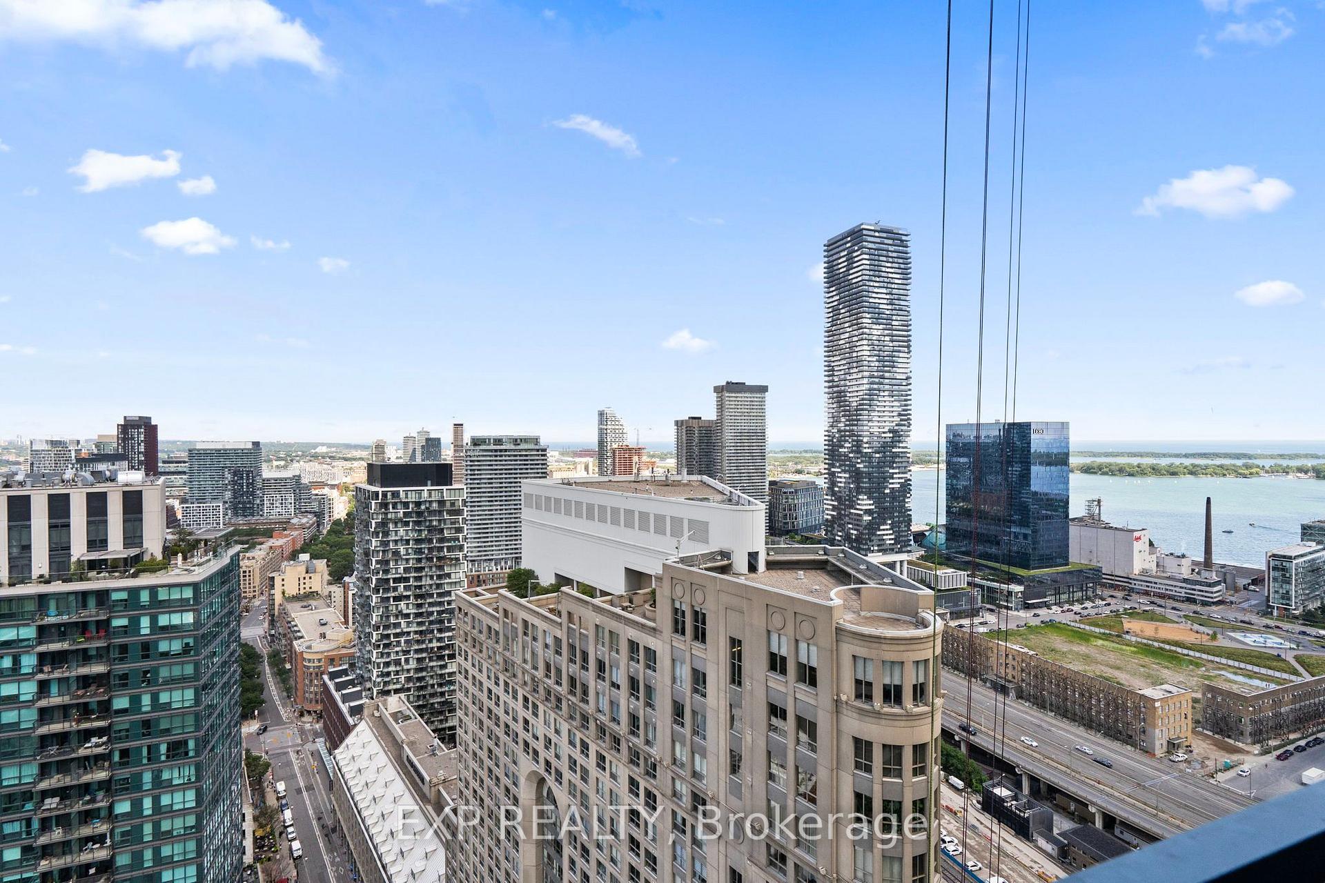 Photo 5 of Unit 3510, 8 The Esplanade, Toronto, Waterfront Communities — HOMEH