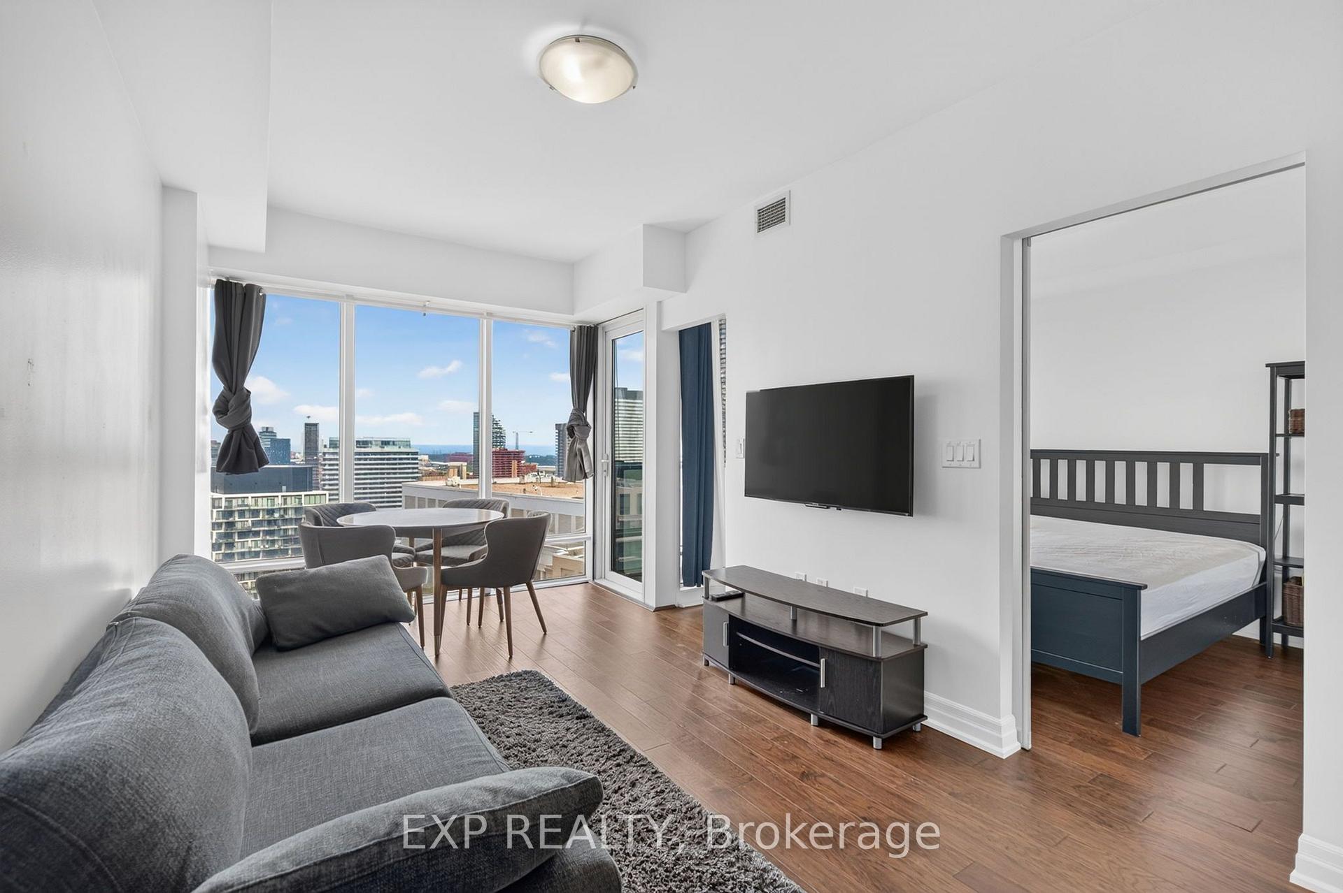 Photo 9 of Unit 3510, 8 The Esplanade, Toronto, Waterfront Communities — HOMEH