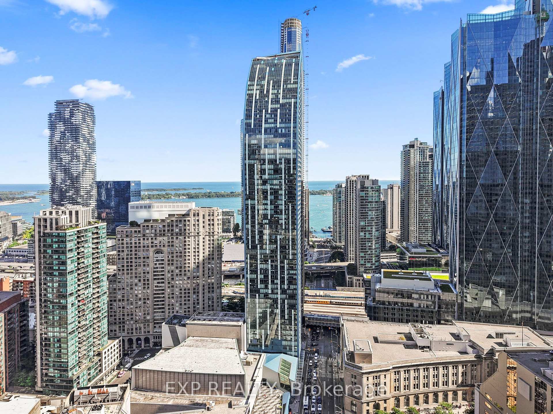 Photo 35 of Unit 3510, 8 The Esplanade, Toronto, Waterfront Communities — HOMEH