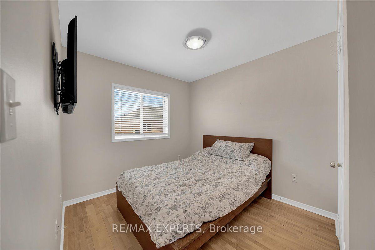 Photo 29 of 64 Knoll Haven Circle, Caledon, Bolton North — HOMEH
