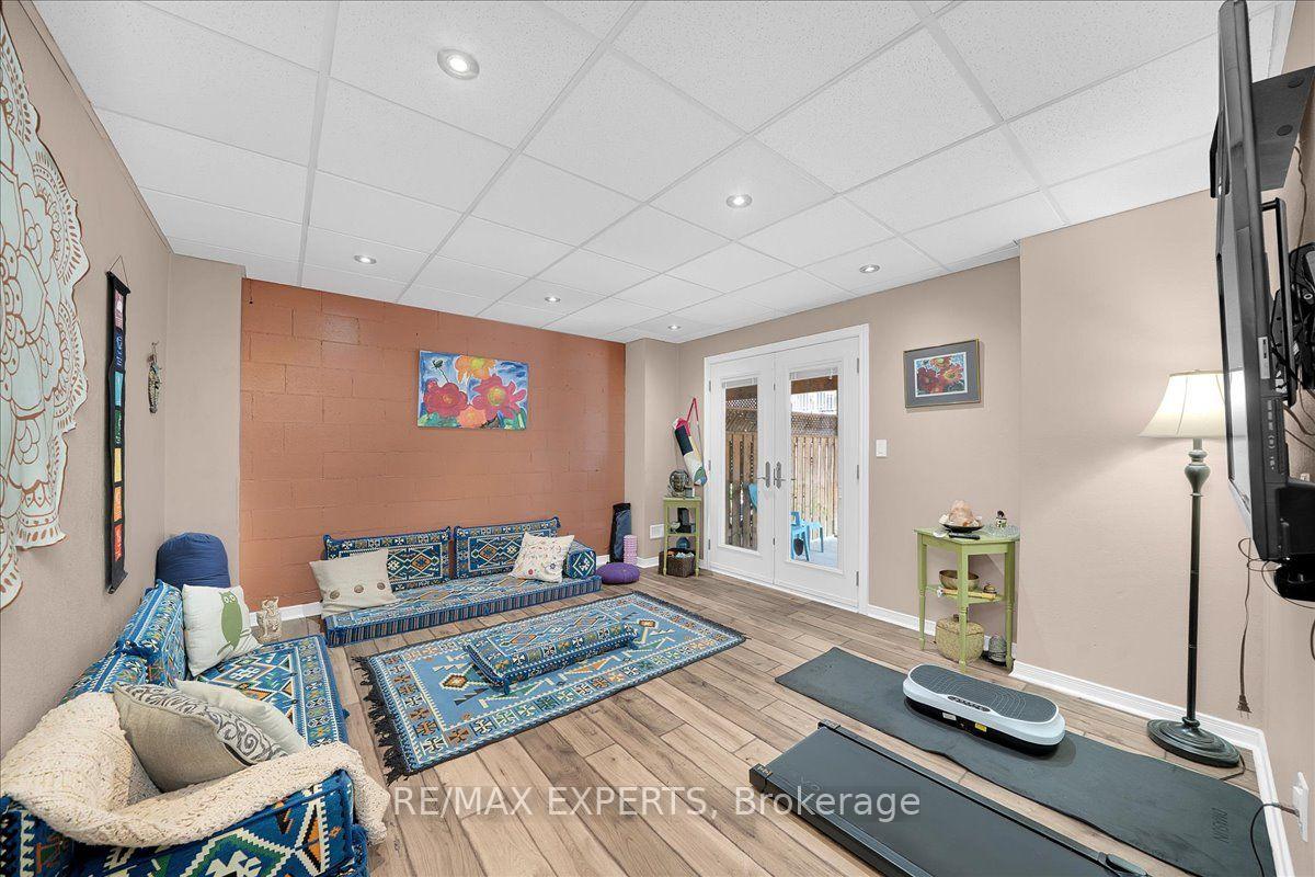 Photo 36 of 64 Knoll Haven Circle, Caledon, Bolton North — HOMEH
