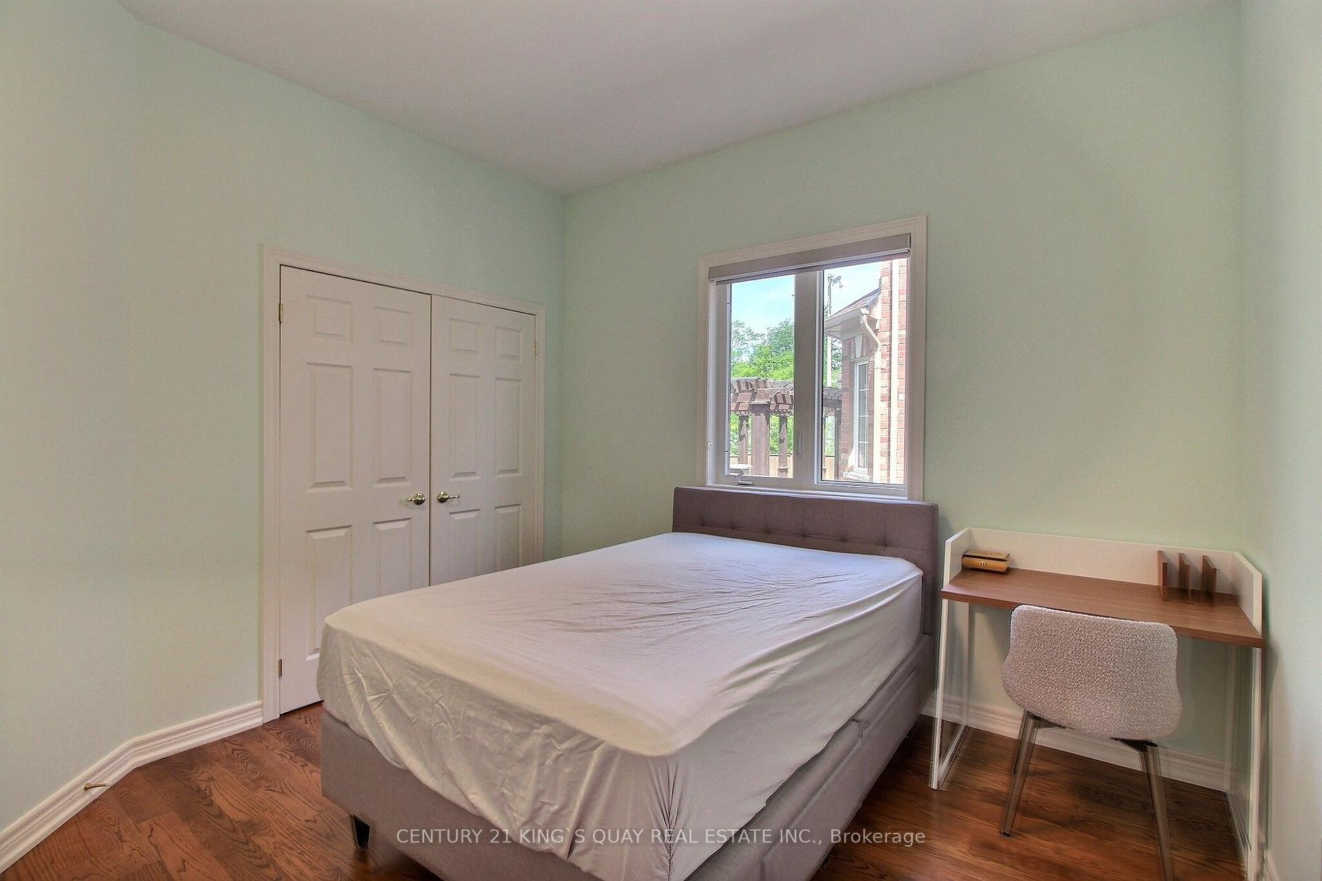 Photo 11 of 10 Coakwell Drive, Markham, Box Grove — HOMEH