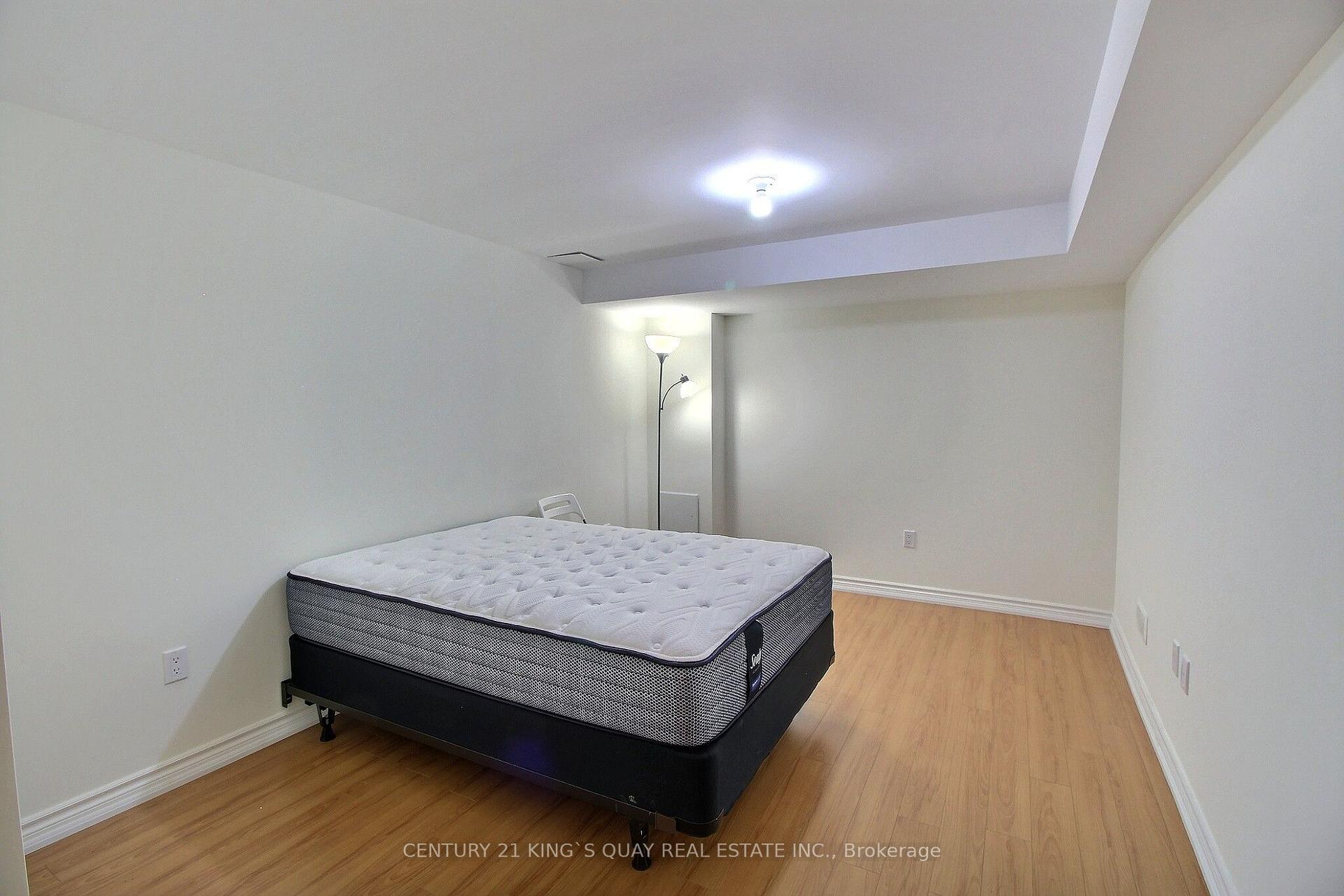 Photo 19 of 10 Coakwell Drive, Markham, Box Grove — HOMEH