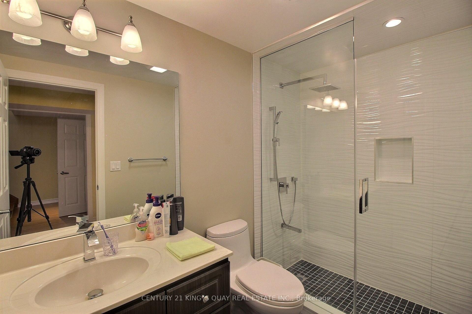 Photo 20 of 10 Coakwell Drive, Markham, Box Grove — HOMEH