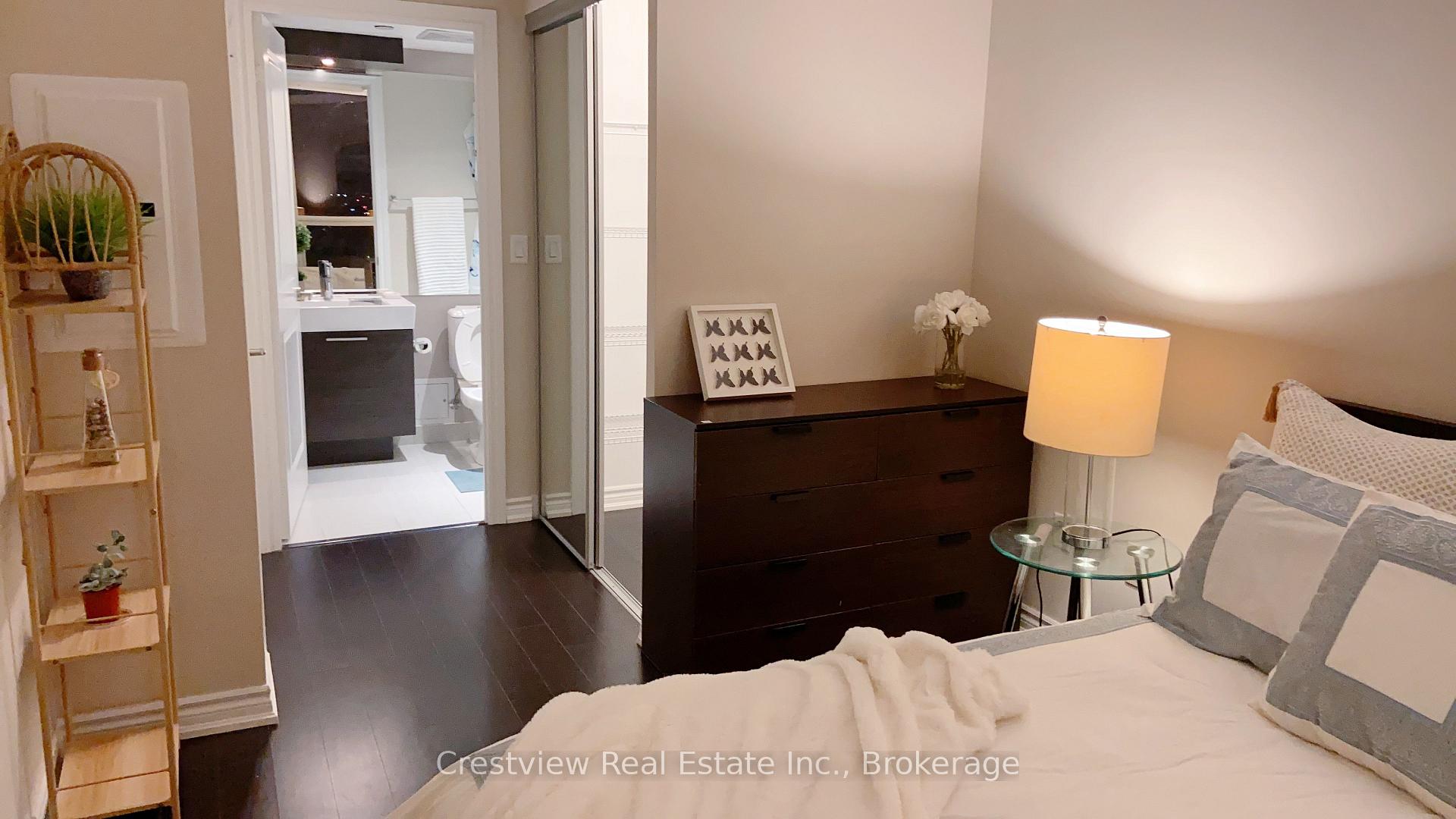 Photo 10 of Unit 4505, 386 Yonge Street, Toronto, Bay Street Corridor — HOMEH
