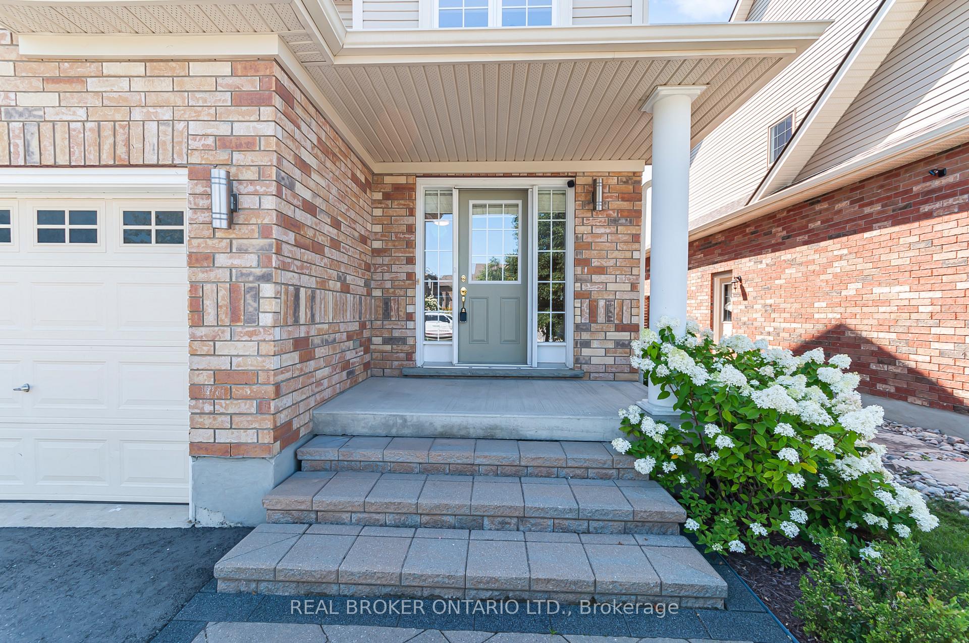 Photo 2 of 320 Holden Street, Collingwood — HOMEH