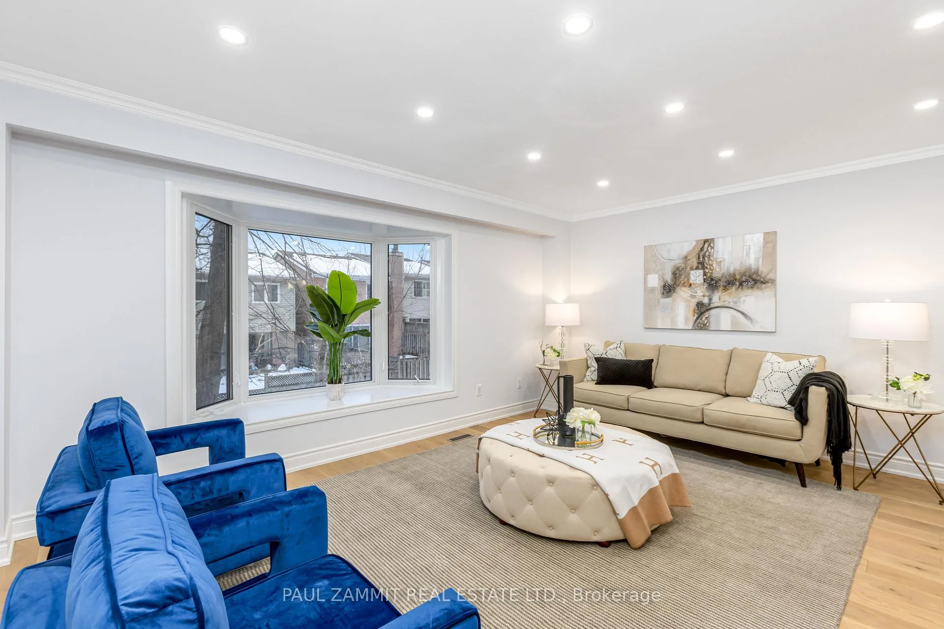 Photo 11 of 24 West Borough Street, Markham, Aileen-Willowbrook — HOMEH